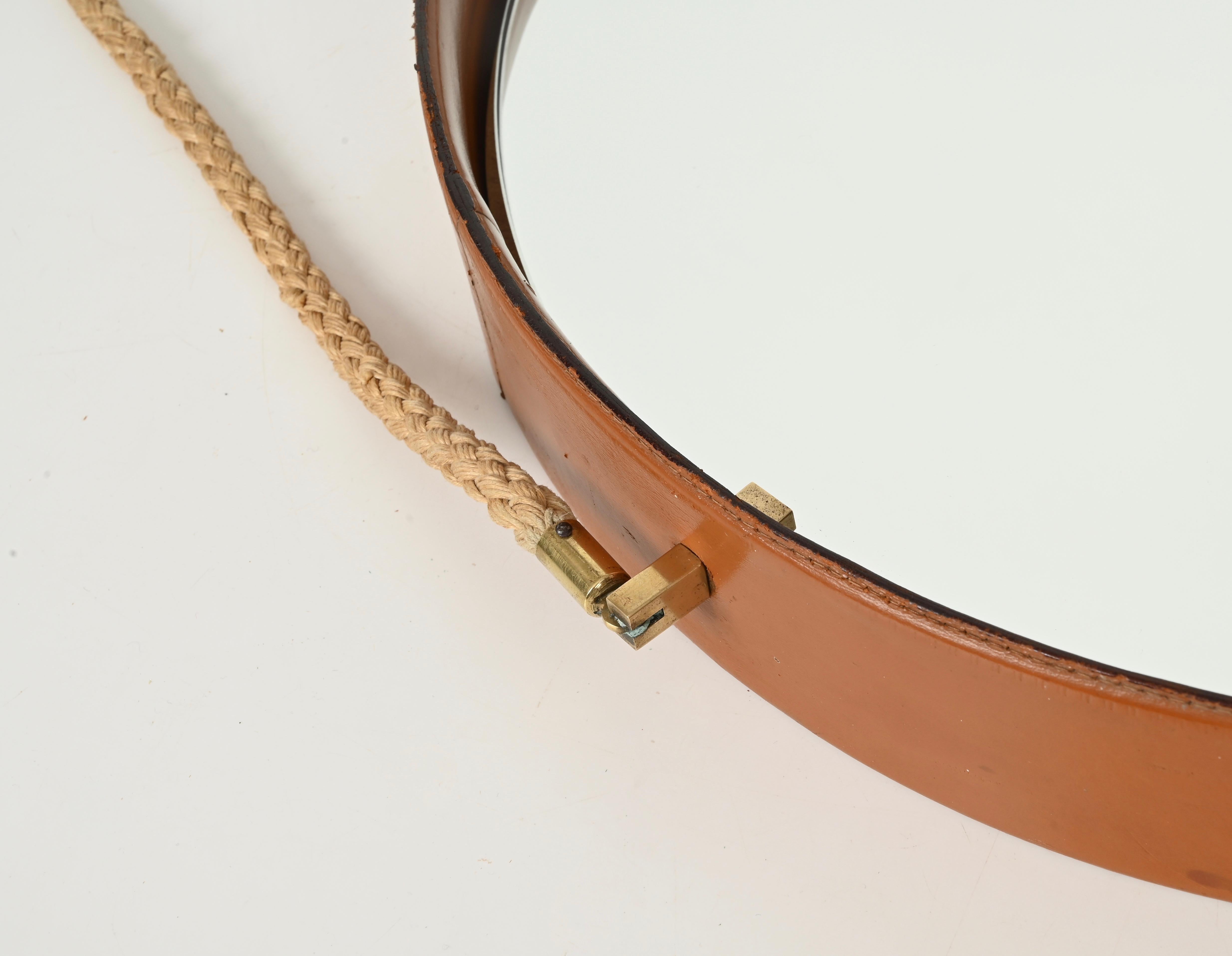 Specchio italiano rotondo in pelle, ottone e corda firmato da Pizzetti, anni '60 in vendita 8