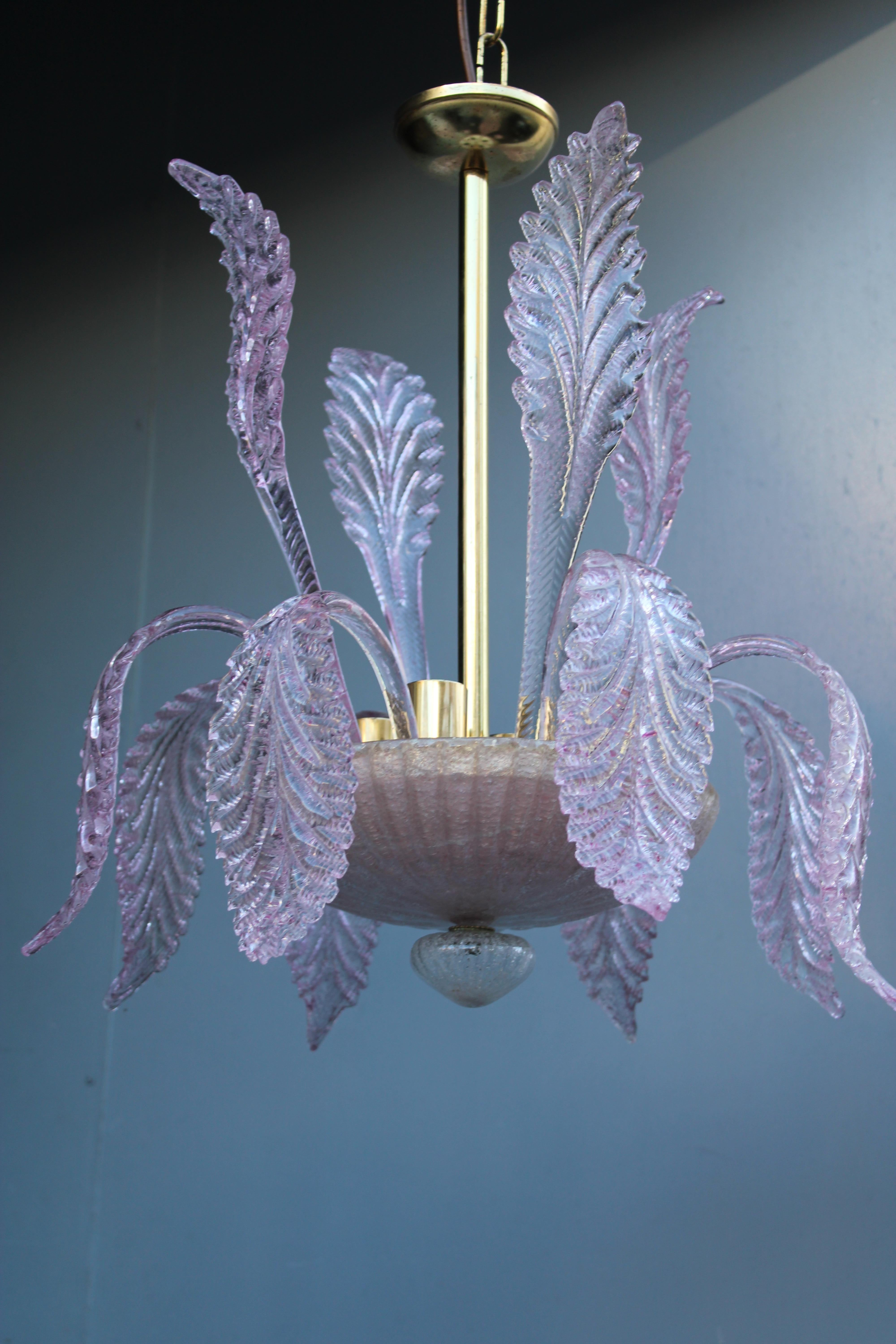 Round Italian Murano Chandelier Pink Gold Color 1970s Leaves Flowers In condizioni buone in vendita a Palermo, Sicily