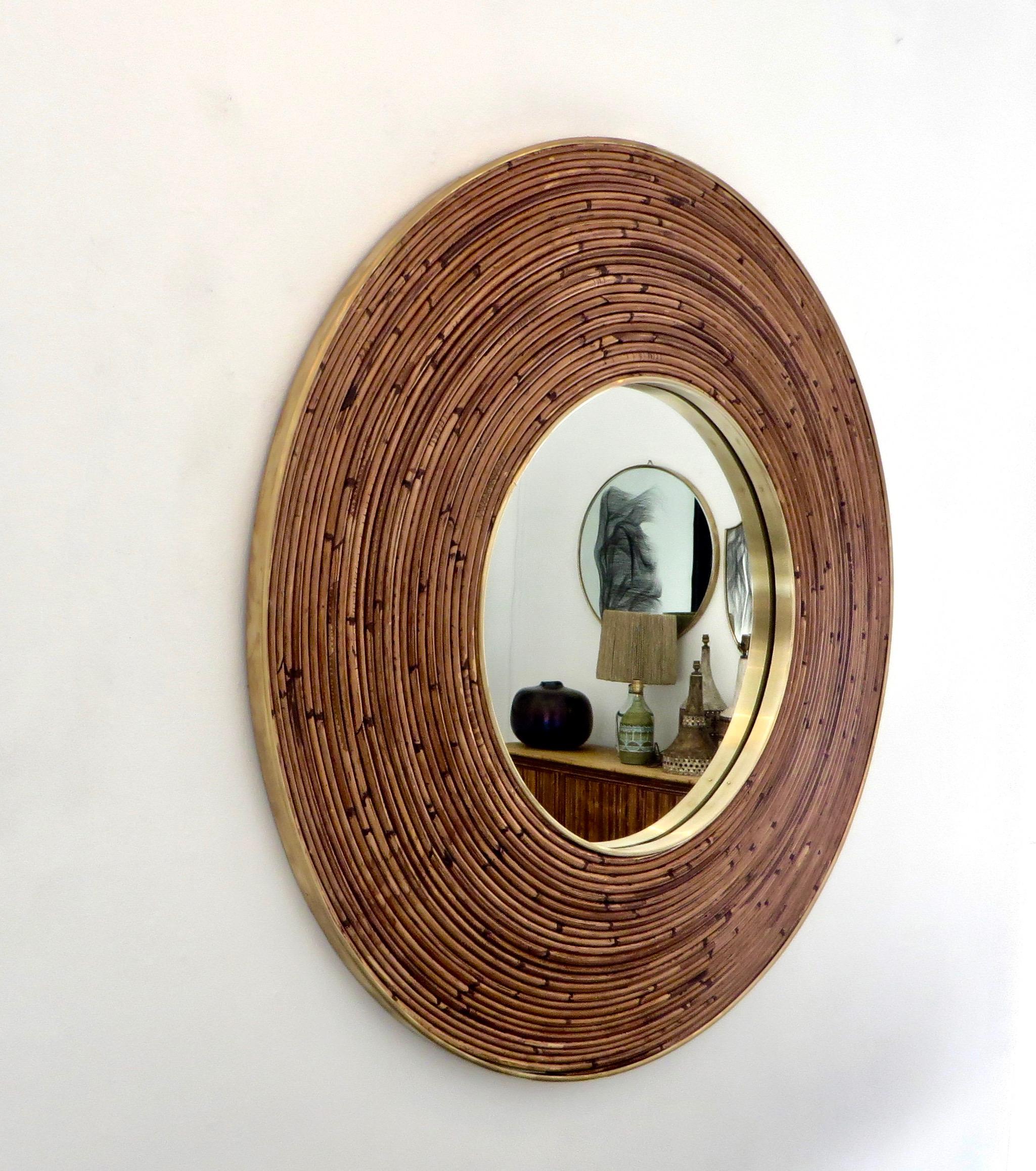 Round Italian Rattan Bamboo and Brass Framed Mirror circa 1970 In Good Condition In Chicago, IL