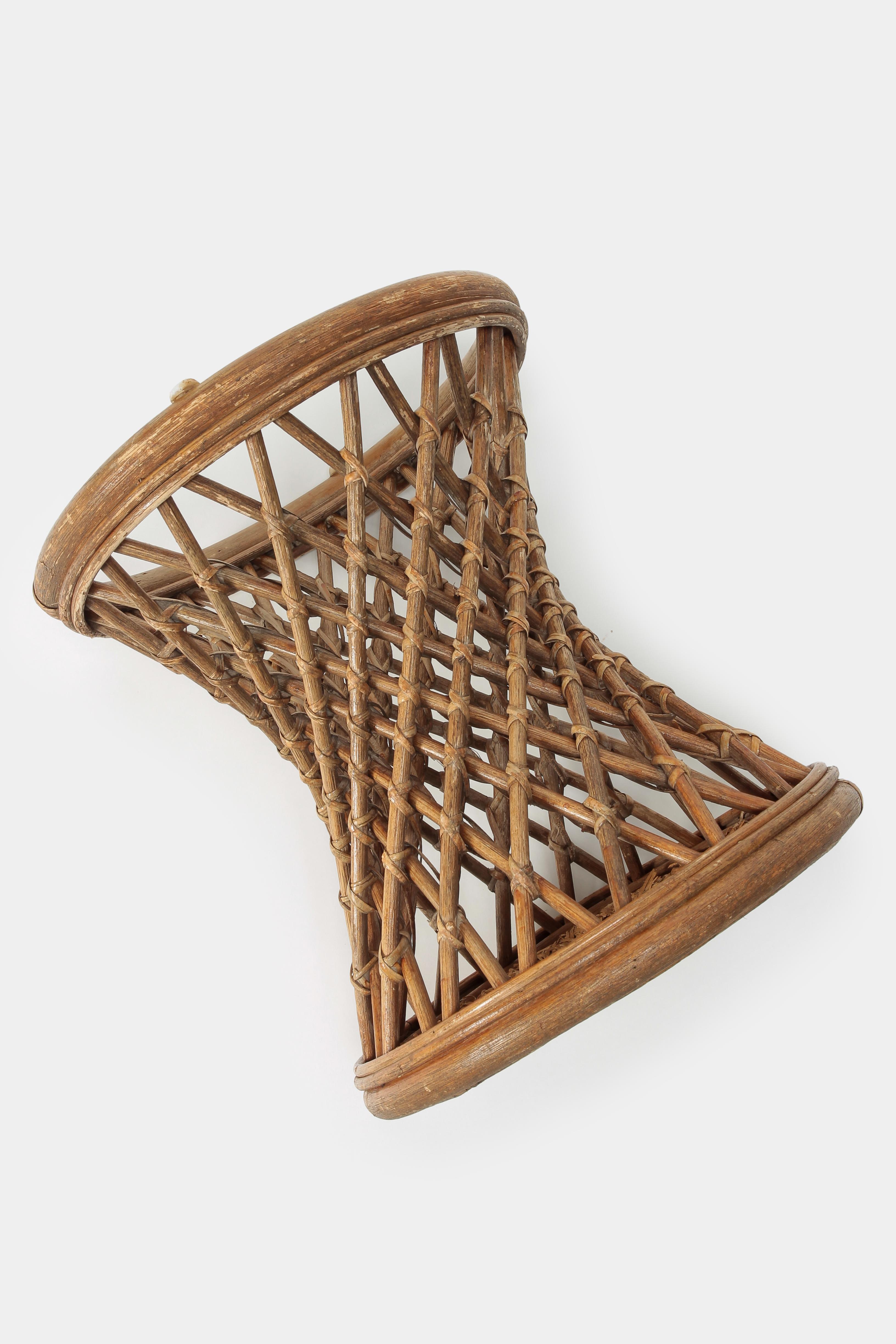 Mid-Century Modern Round Italian Rattan Stool, 1950s For Sale