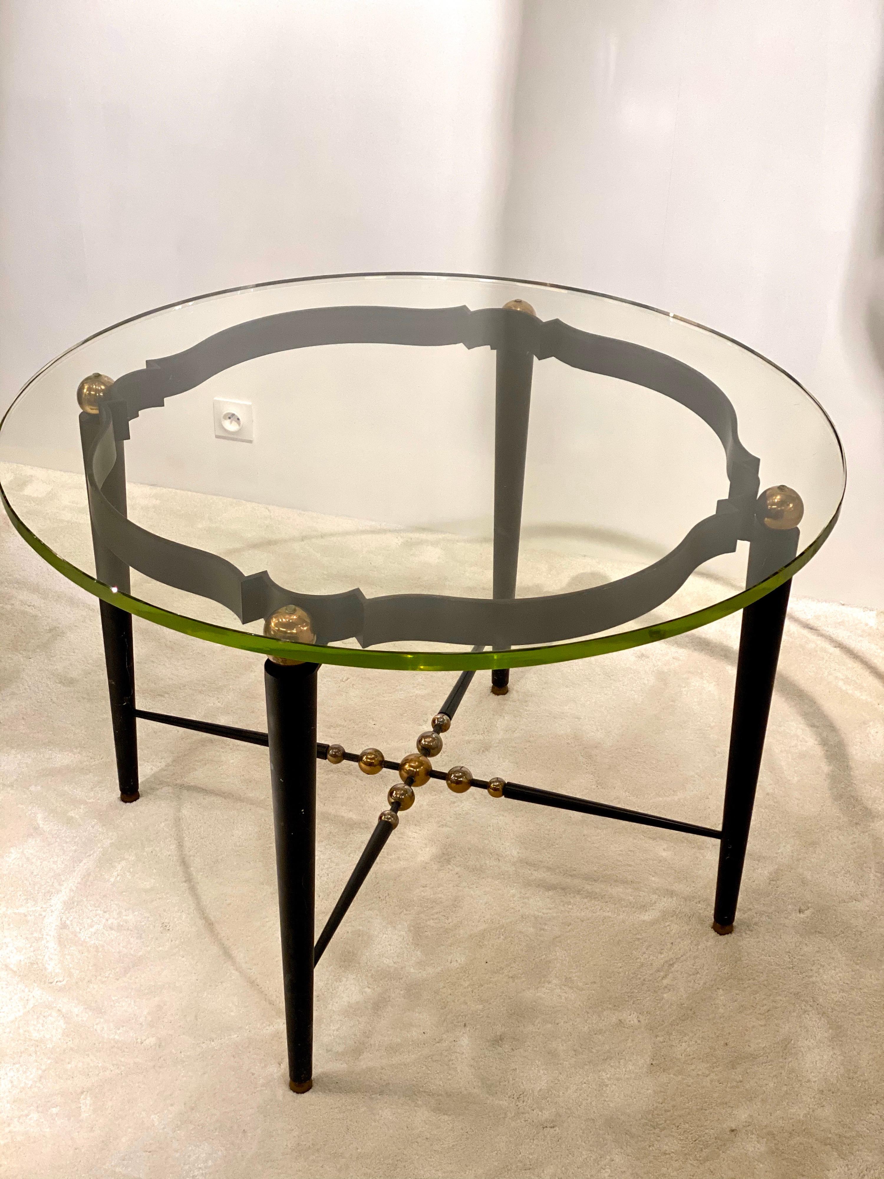 Mid-Century Modern Round Italian Table, 1940s For Sale