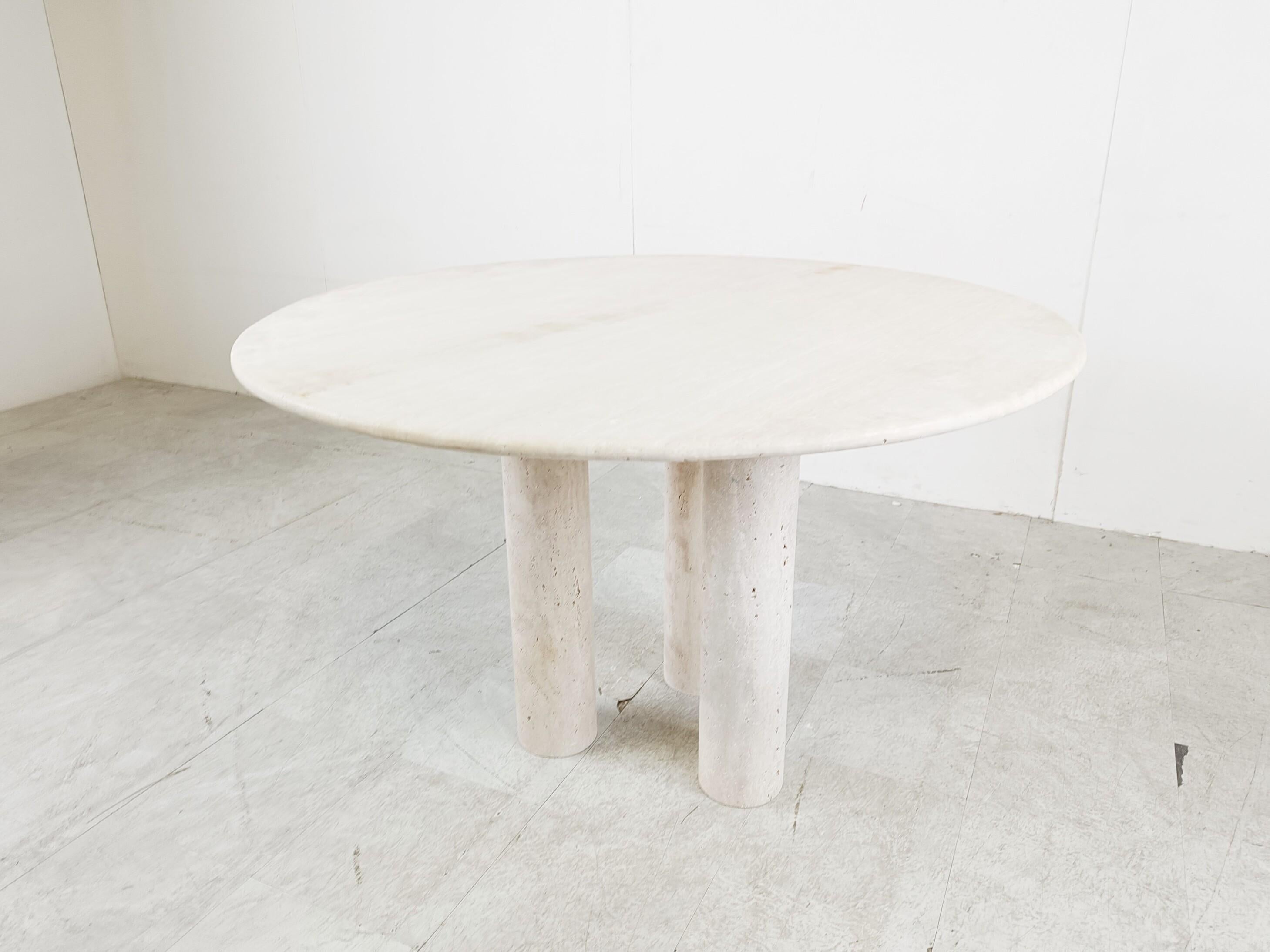 Mid-Century Modern Round italian travertine dining table 1970s  For Sale