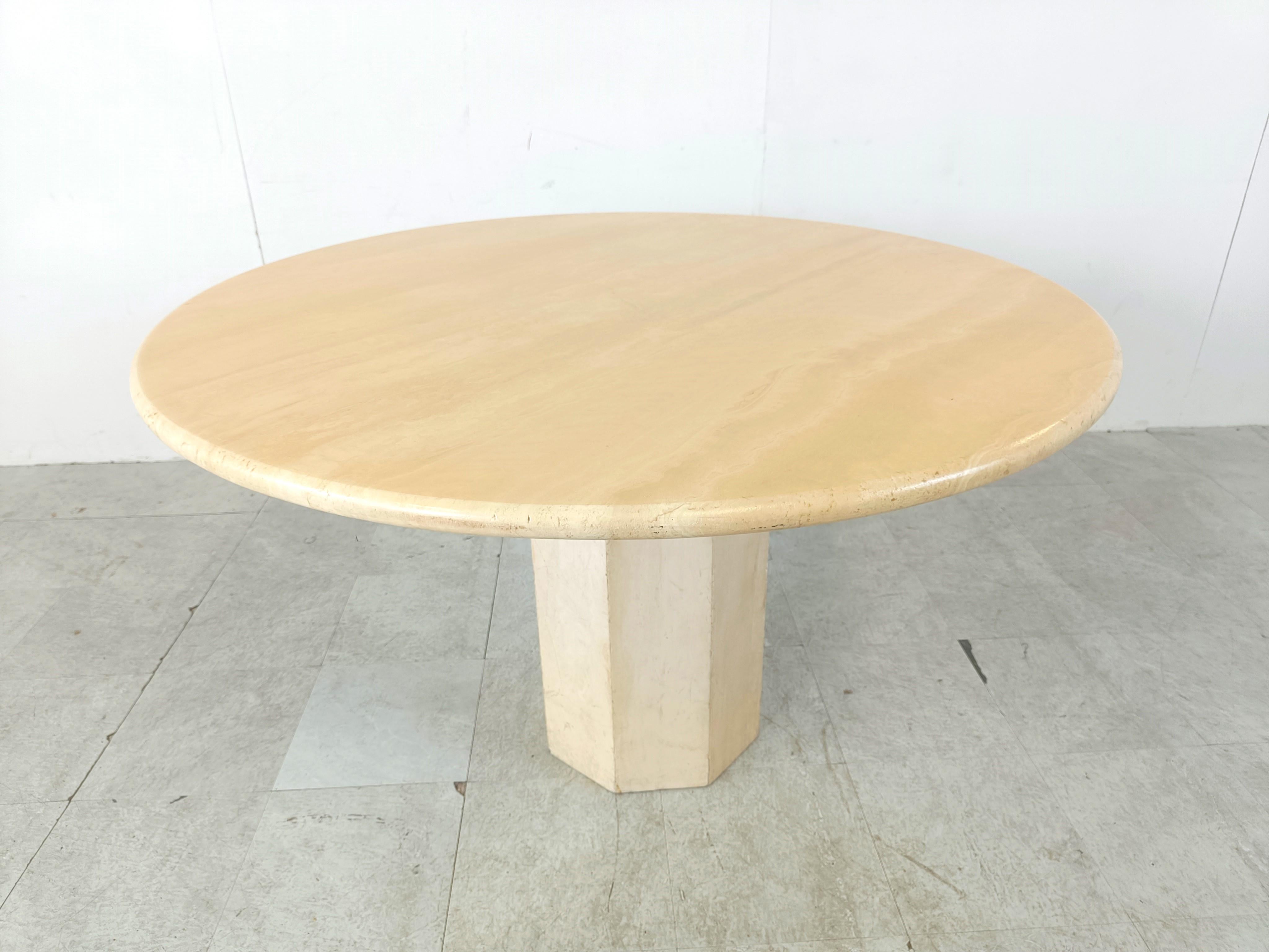 Late 20th Century Round italian travertine dining table 1970s For Sale