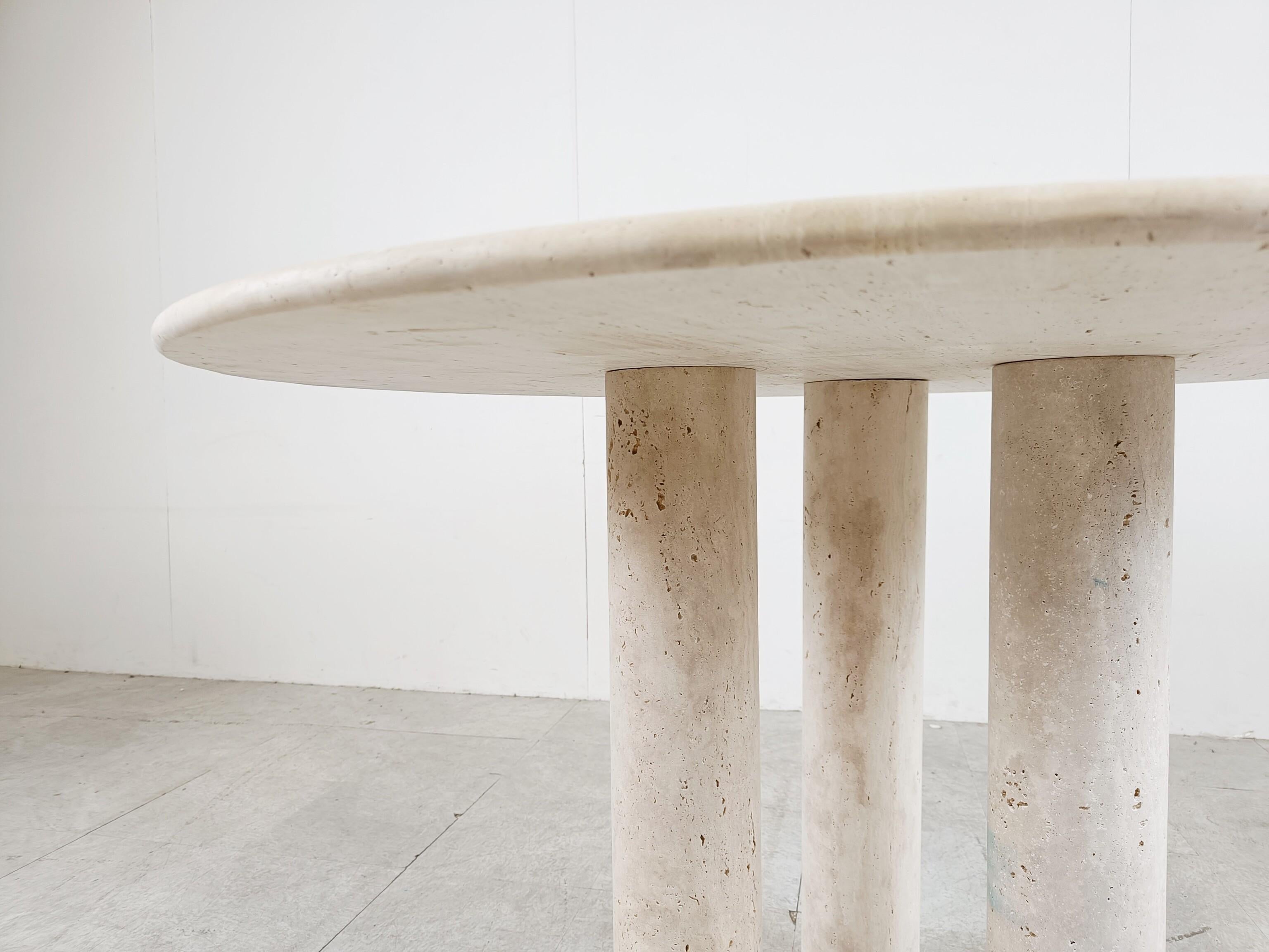 Round italian travertine dining table 1970s  For Sale 1