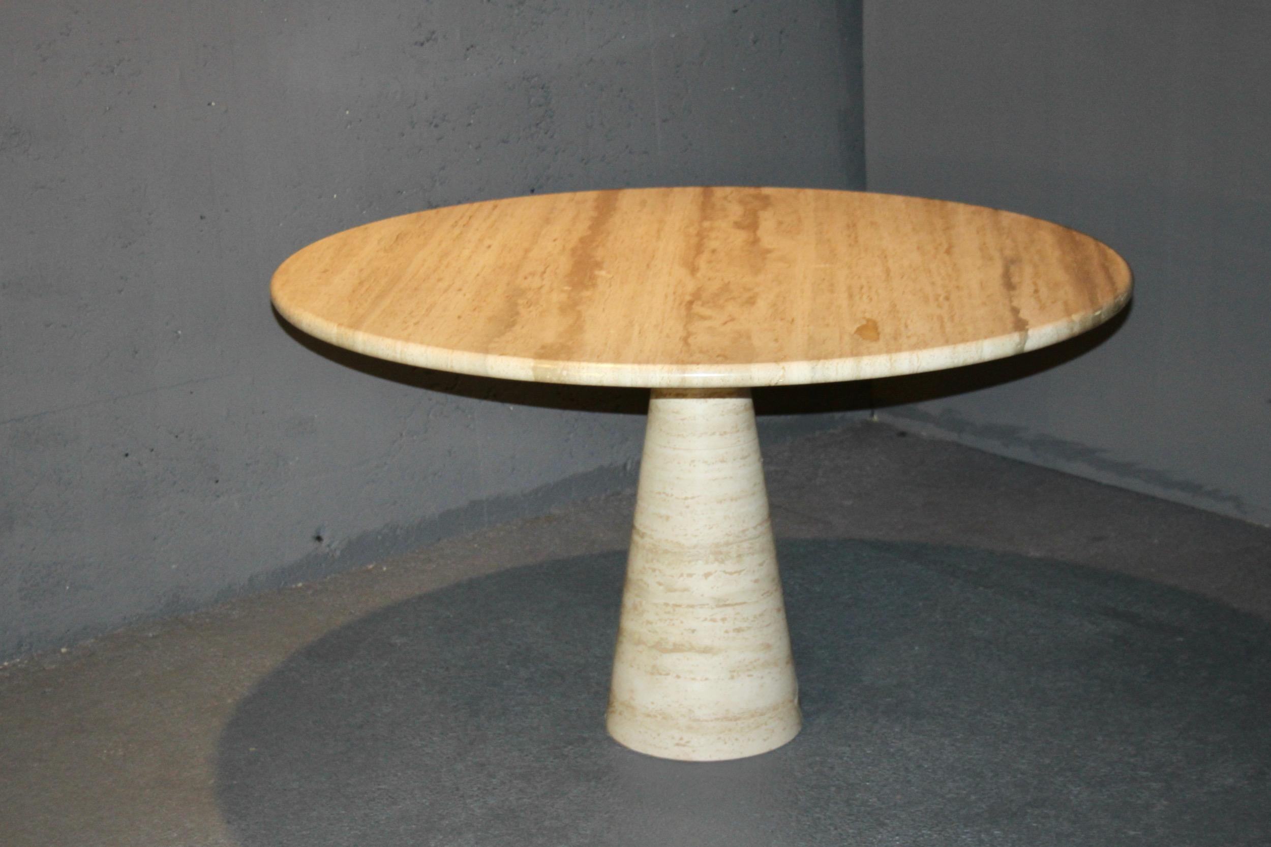 Late 20th Century Round Italian Travertine Dining Table For Sale