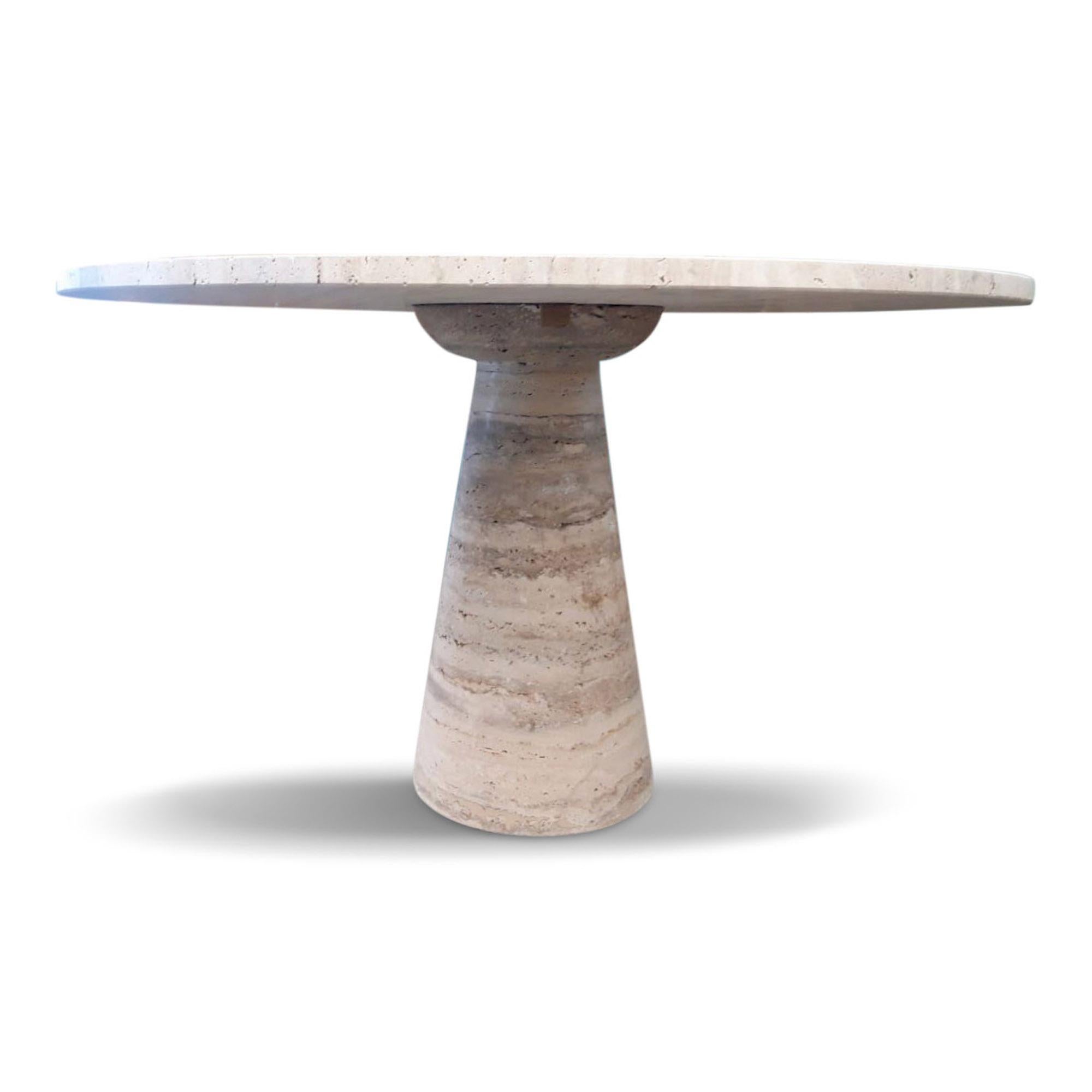 Round Italian Travertine Dining Table In New Condition In London, London