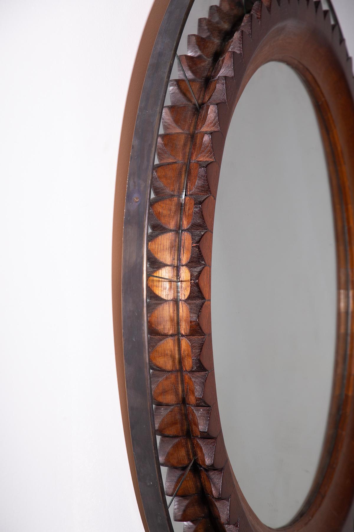 Round Italian vintage wall mirror by Fratelli Marelli  1