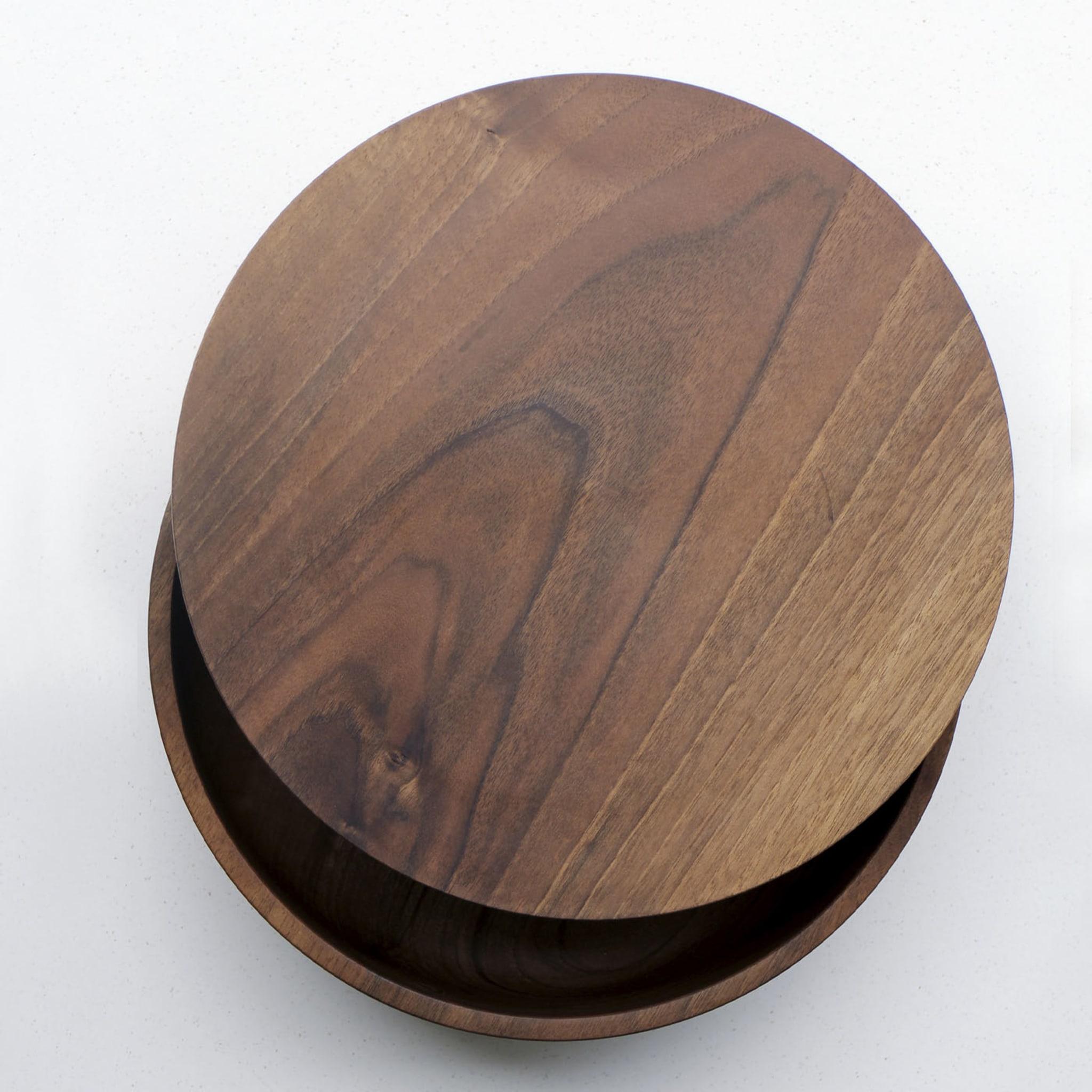 round wood box with lid