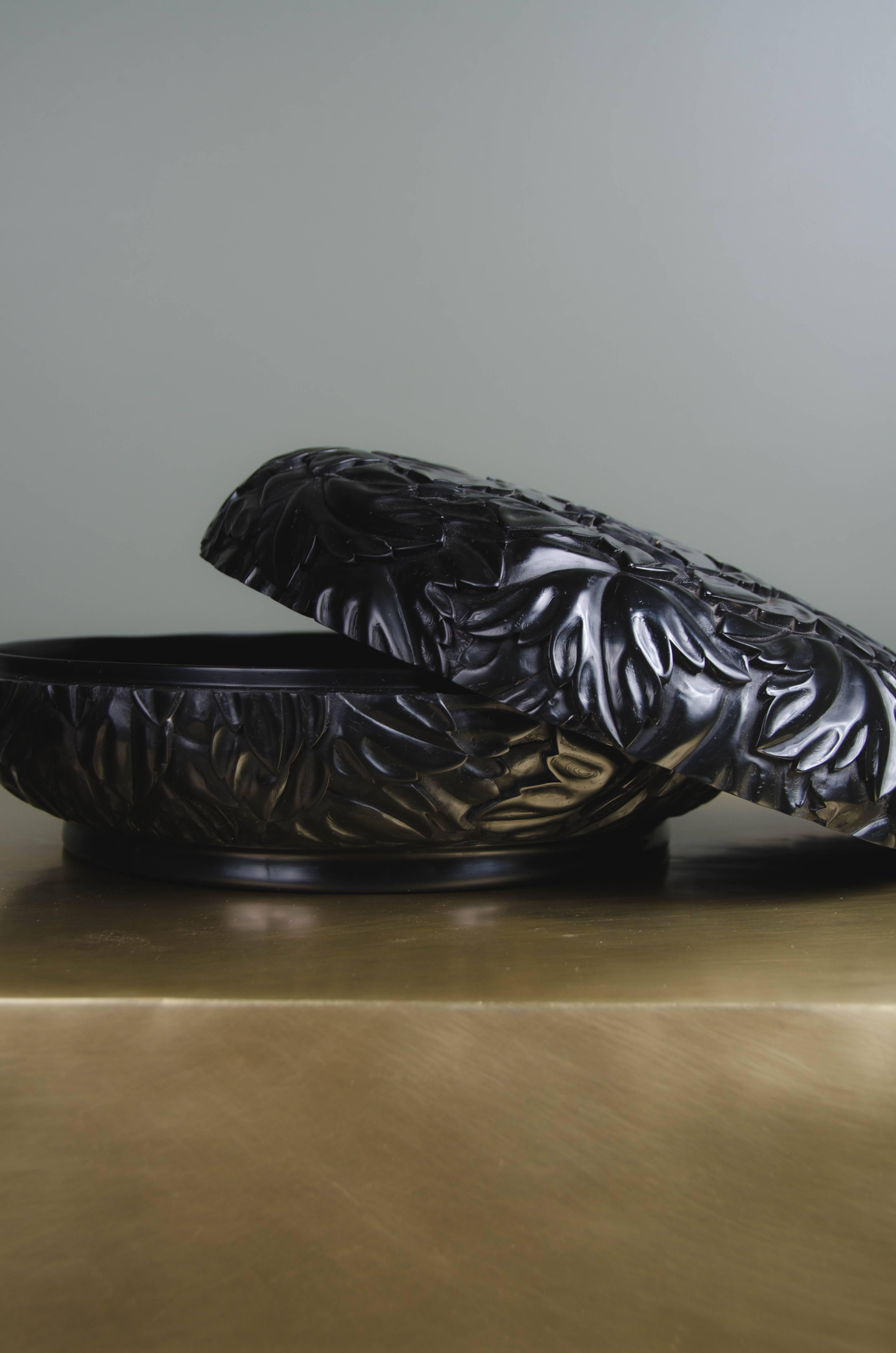 Round Leaf Design Box, Black Lacquer by Robert Kuo, Limited Edition, in Stock For Sale 1