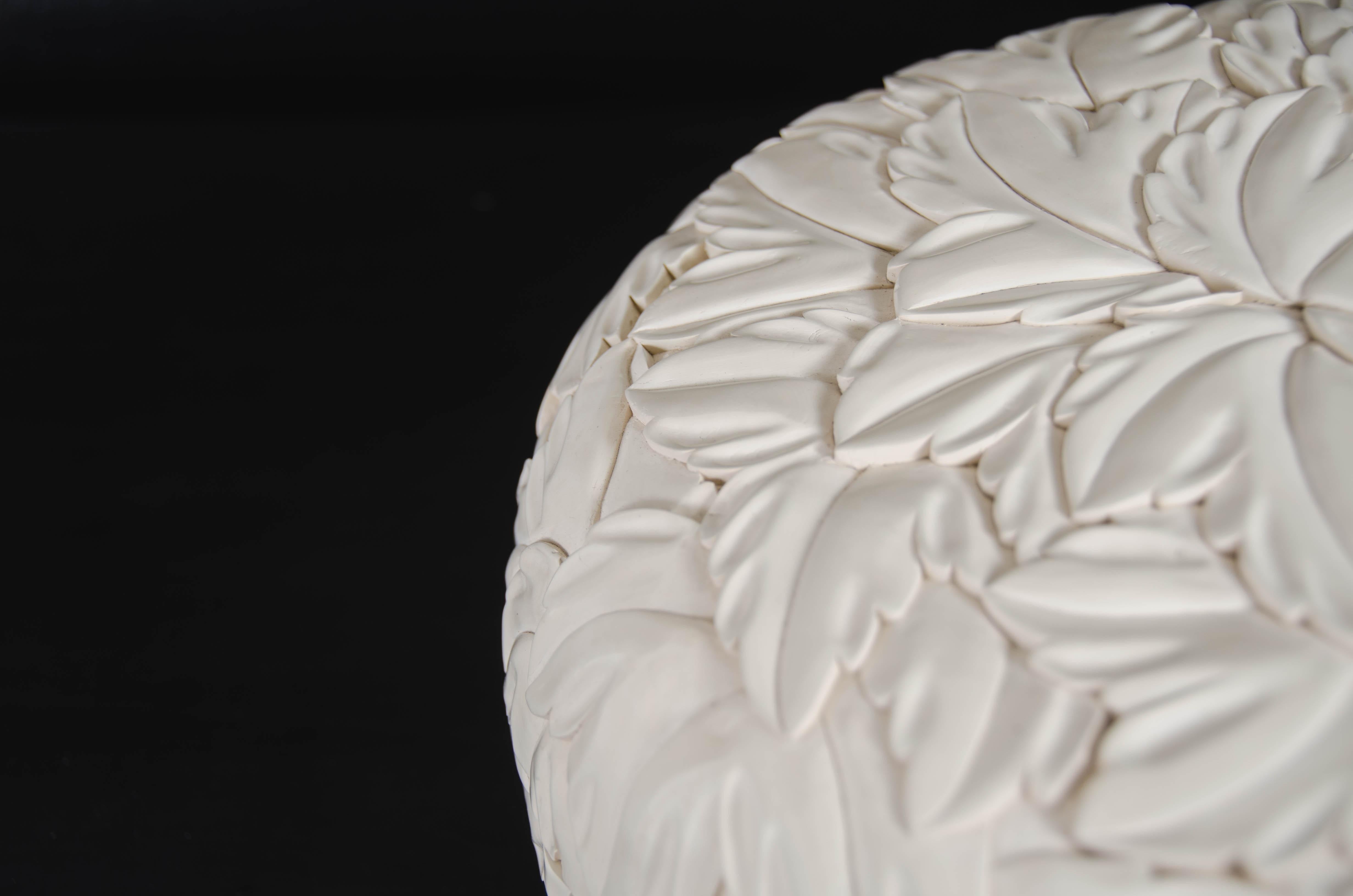 Round Leaf Design Box - Cream Lacquer by Robert Kuo, Limited Edition, in Stock For Sale 1