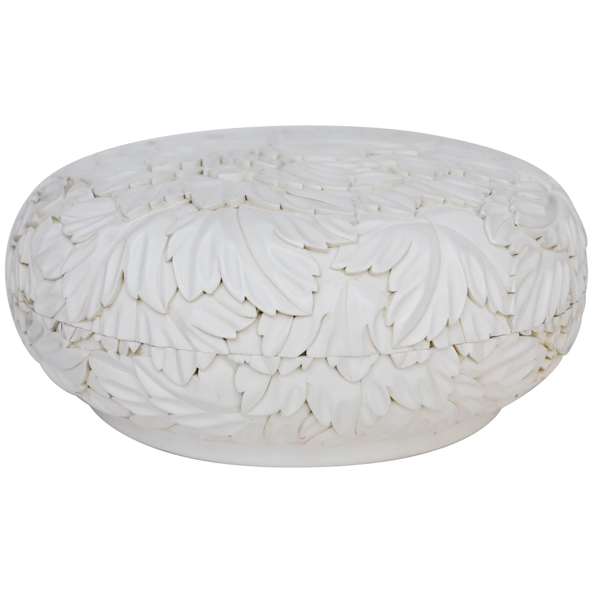 Round Leaf Design Box - Cream Lacquer by Robert Kuo, Limited Edition, in Stock For Sale