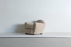Fauteuil club rond incliné, recouvert d'alpaga « Pure Ivory »