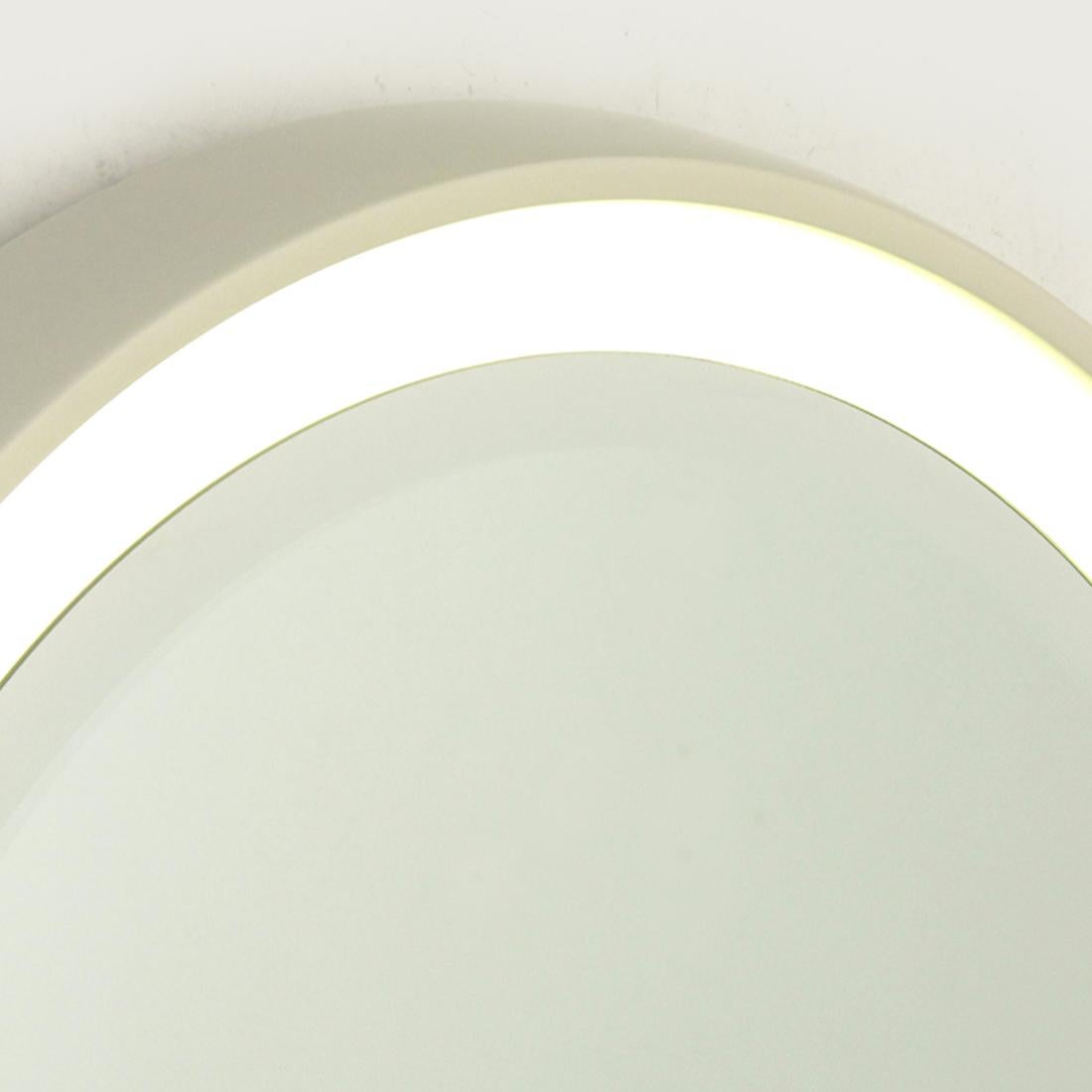Round Lighted Mirror in White Lacquered Wood by CRB, 1960s For Sale 5
