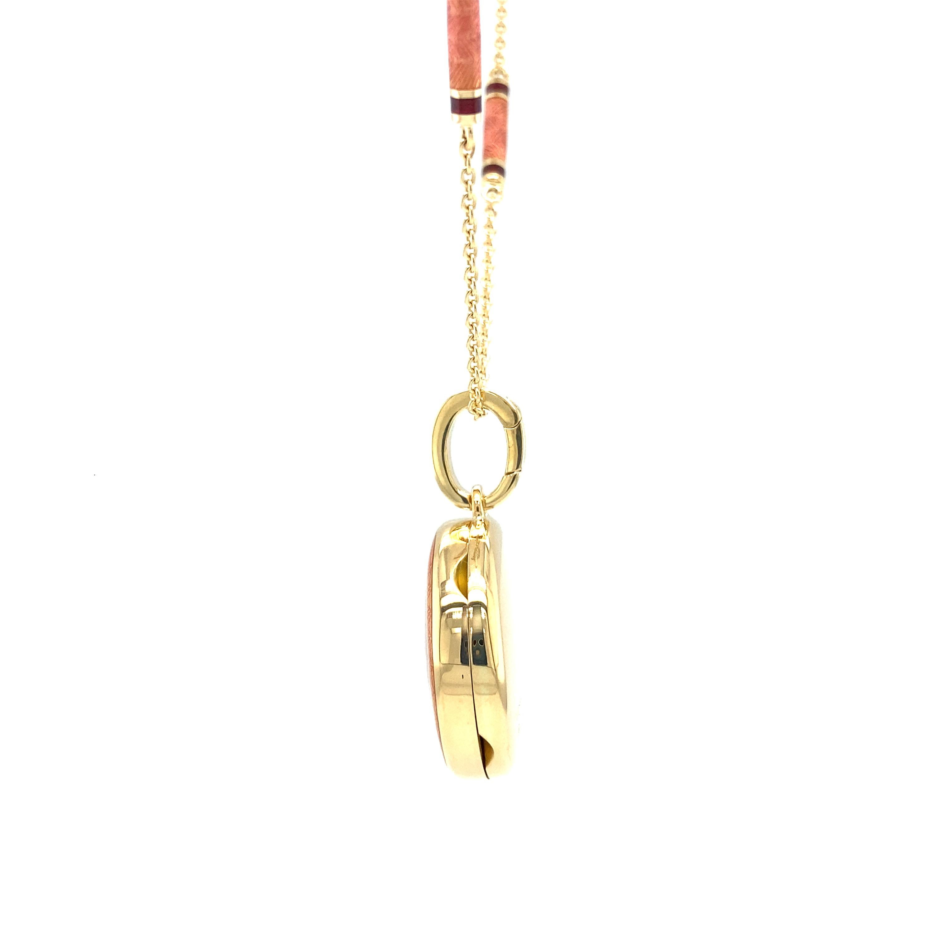 Edwardian Round Locket Pendant 18k Yellow Gold Pink & Red Vitreous Enamel 1 Diamond 0.03ct For Sale
