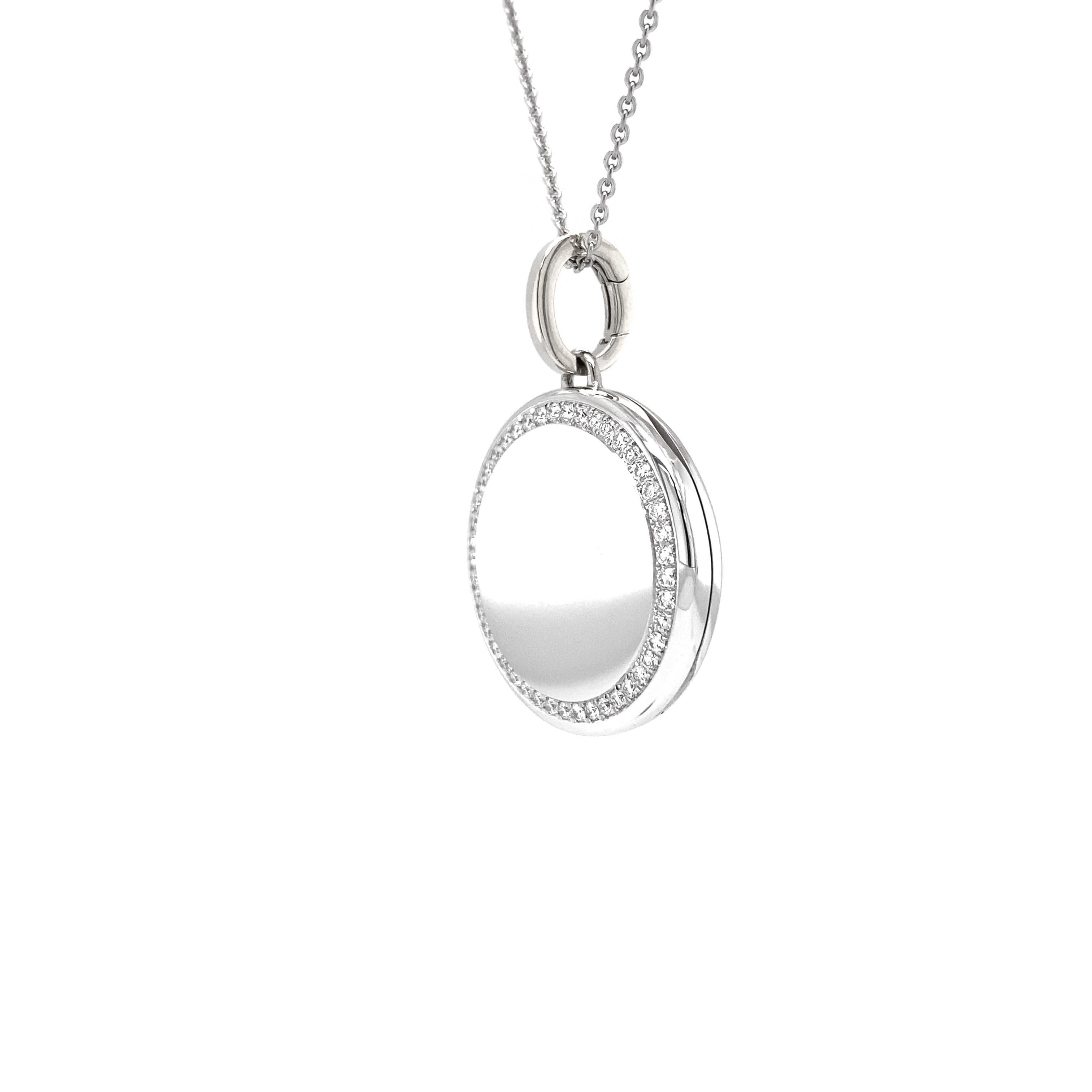 Round Locket Pendant Necklace 18k White Gold 45 Diamonds 0.5 ct Diameter 26.0 mm In New Condition For Sale In Pforzheim, DE