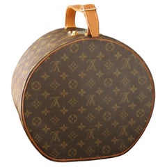 Used Round Louis Vuitton Hat Trunk 30 cm, Louis Vuitton Hat Box, Louis Vuitton Bag