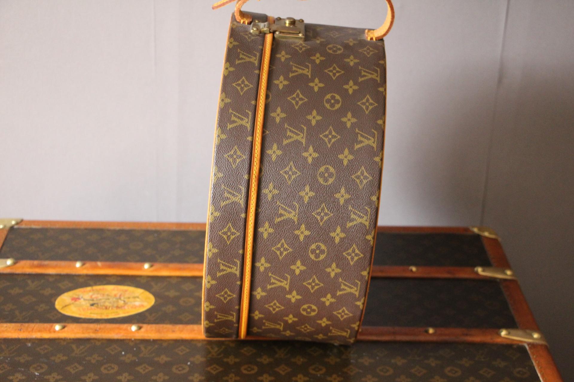 round louis vuitton bag