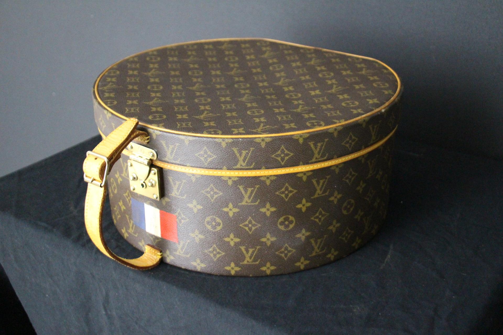 Round Louis Vuitton Hat Trunk 40, Louis Vuitton Hat Box, Louis Vuitton Bag For Sale 10