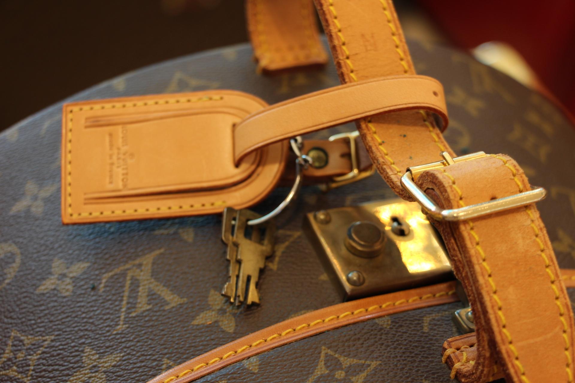 Round Louis Vuitton Hat Trunk 40, Louis Vuitton Bag, Malle à chapeaux Vuitton 7