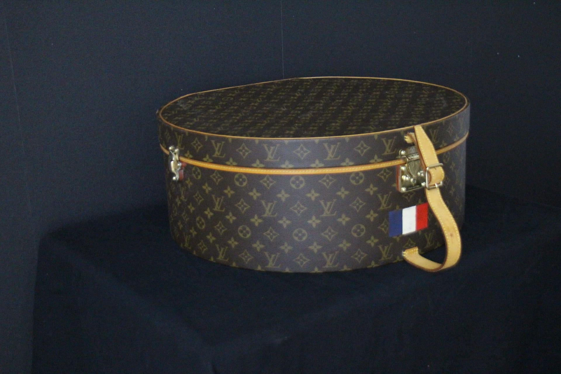 Round Louis Vuitton Hat Trunk 50, Louis Vuitton Hat Box, Louis Vuitton Bag 10