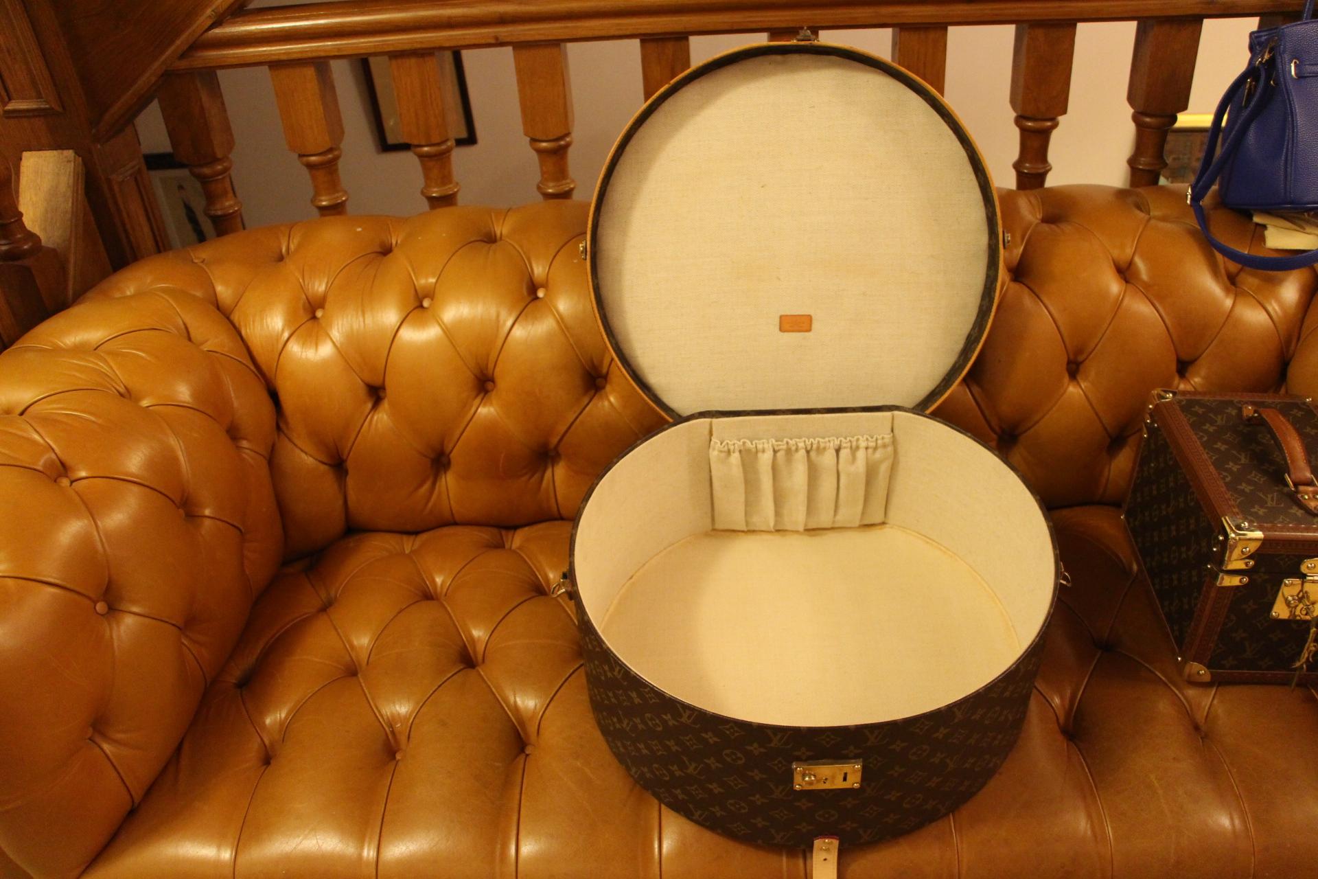 Round Louis Vuitton Hat Trunk 50, Louis Vuitton Hat Box, Louis Vuitton Bag 7