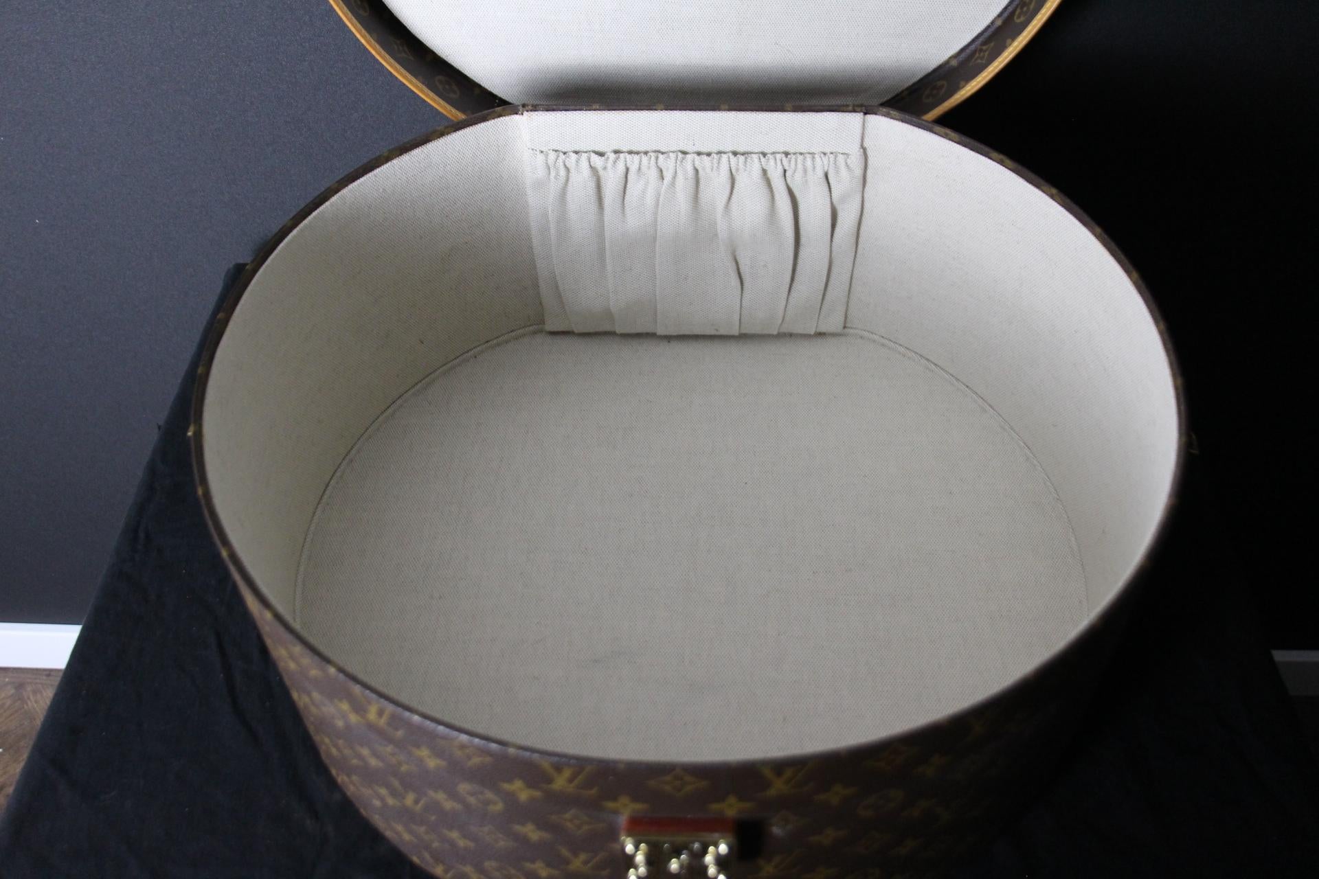 Round Louis Vuitton Hat Trunk 50, Louis Vuitton Hat Box, Louis Vuitton Bag 1