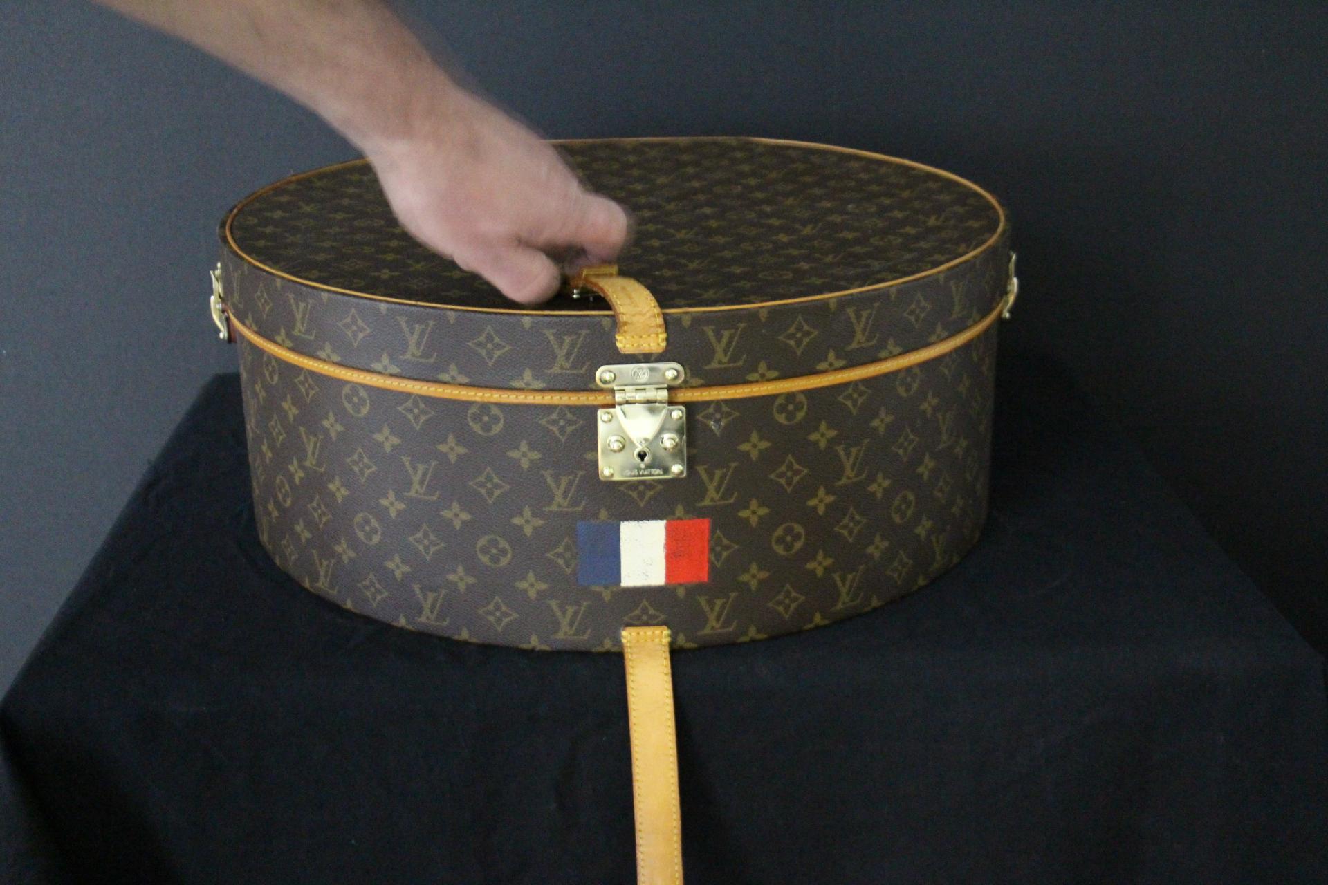 Round Louis Vuitton Hat Trunk 50, Louis Vuitton Hat Box, Louis Vuitton Bag For Sale 4