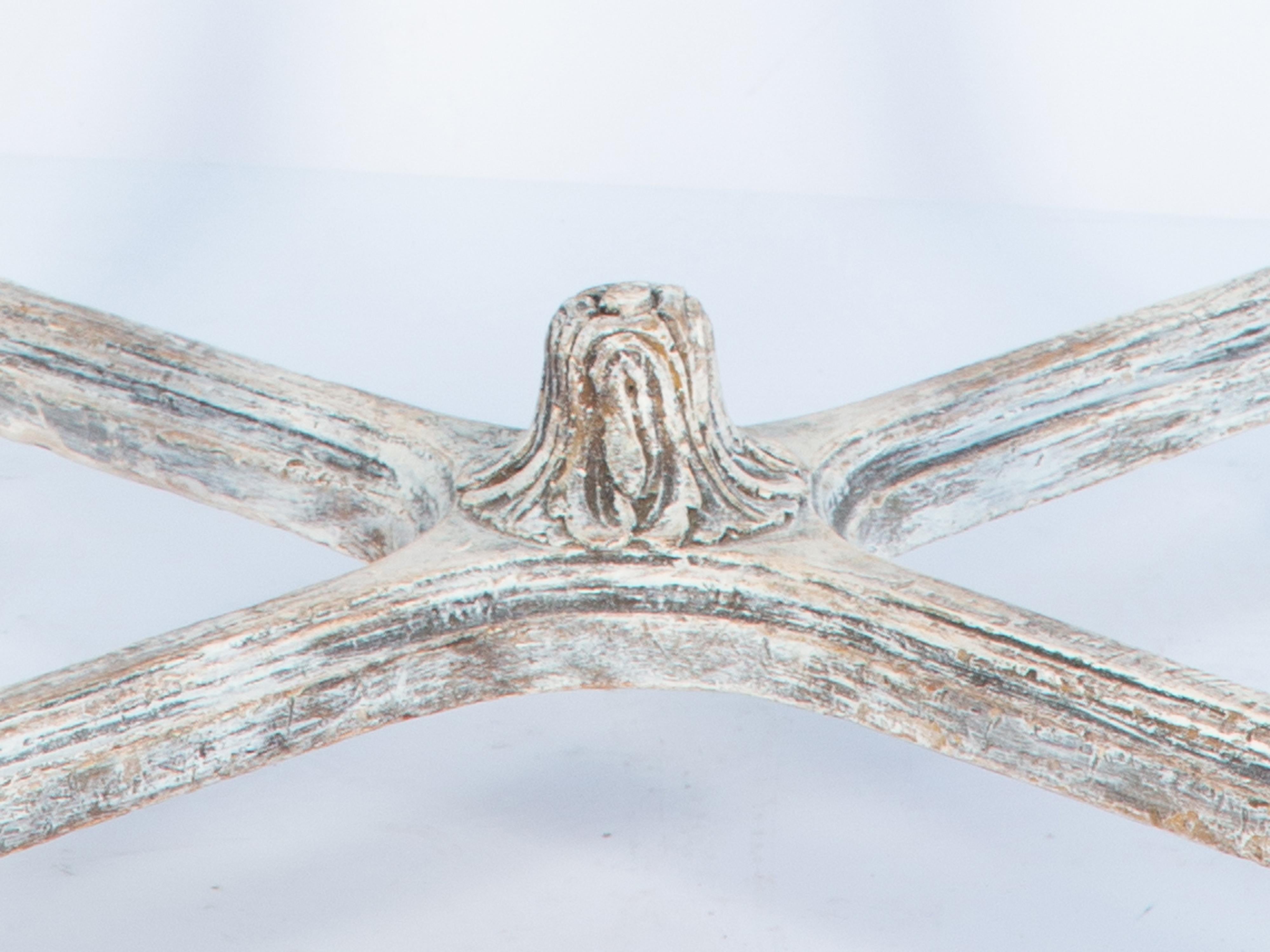 Round Louis XVI-style Painted Occasional Table with Mirrored Top For Sale 1