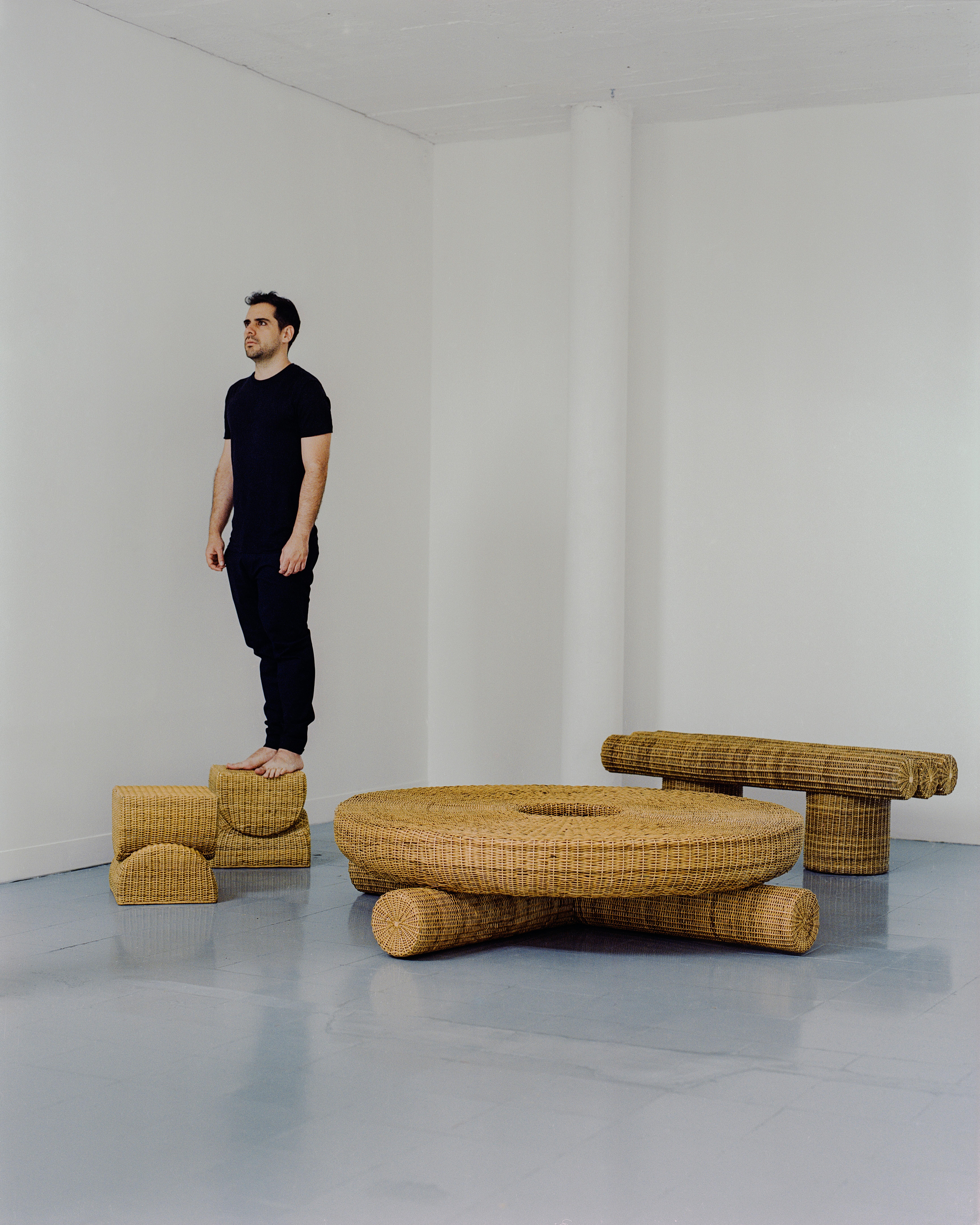Contemporary Round Low Coffee Table in Colombian Woven Yaré Natural Fiber by Fango Studio For Sale