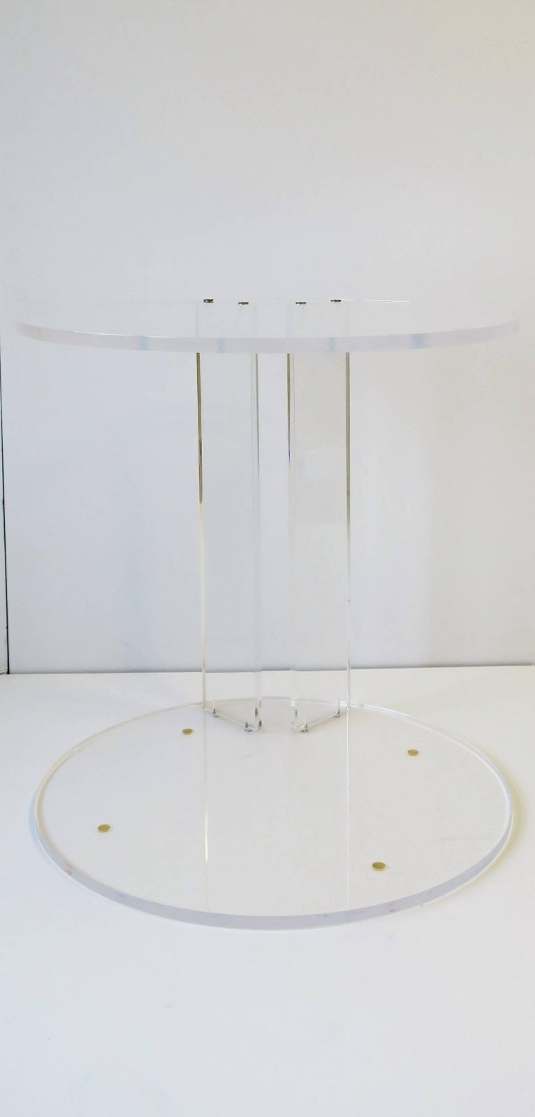 Lucite Round Side or End Table For Sale at 1stdibs