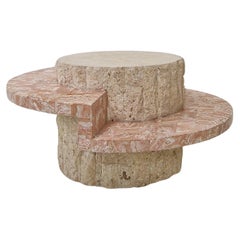 Runder Couchtisch aus Mactan oder Fossilstein von Magnussen Ponte, 1980er Jahre