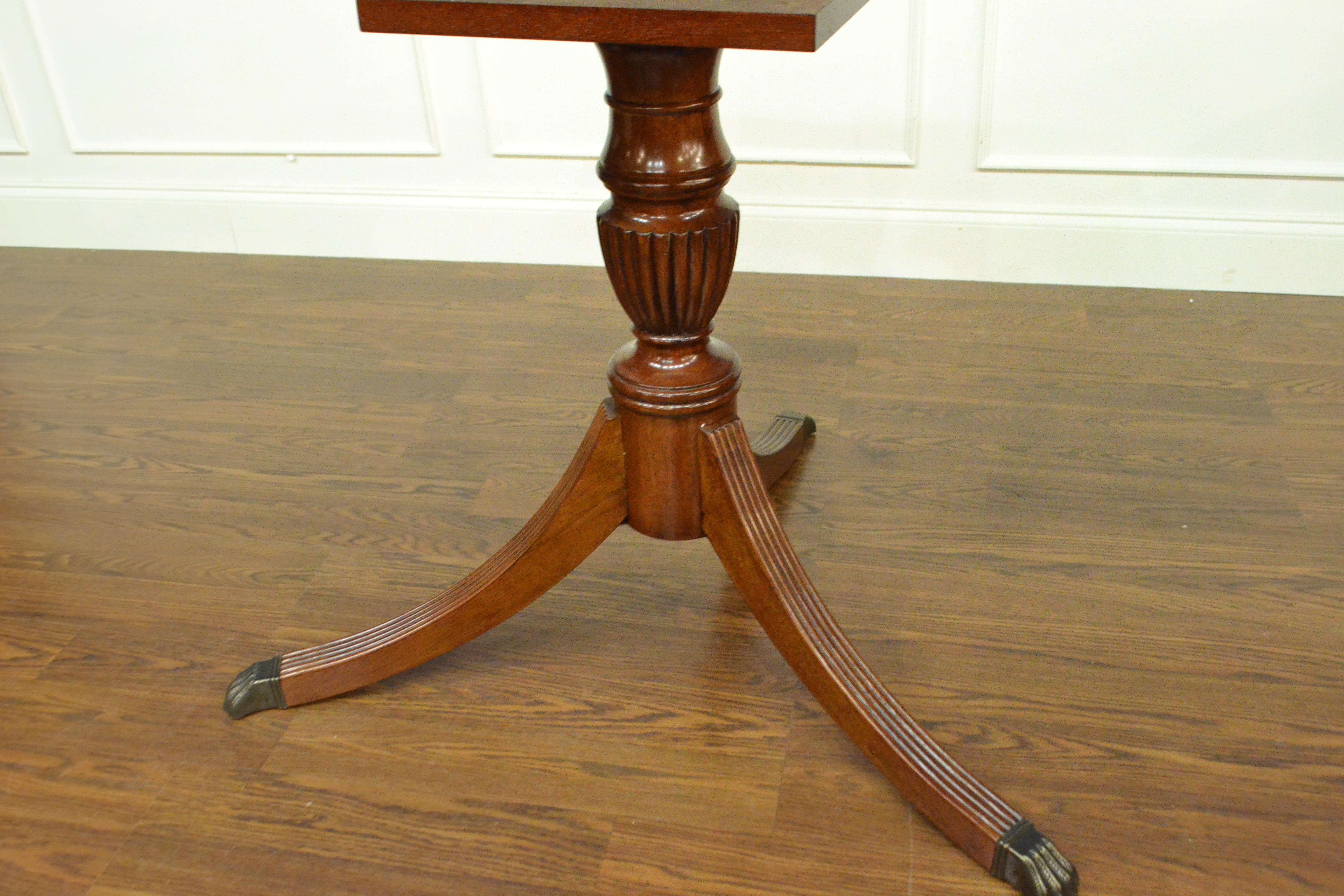 Round Mahogany Georgian Style Accent Foyer Table by Leighton Hall For Sale 1