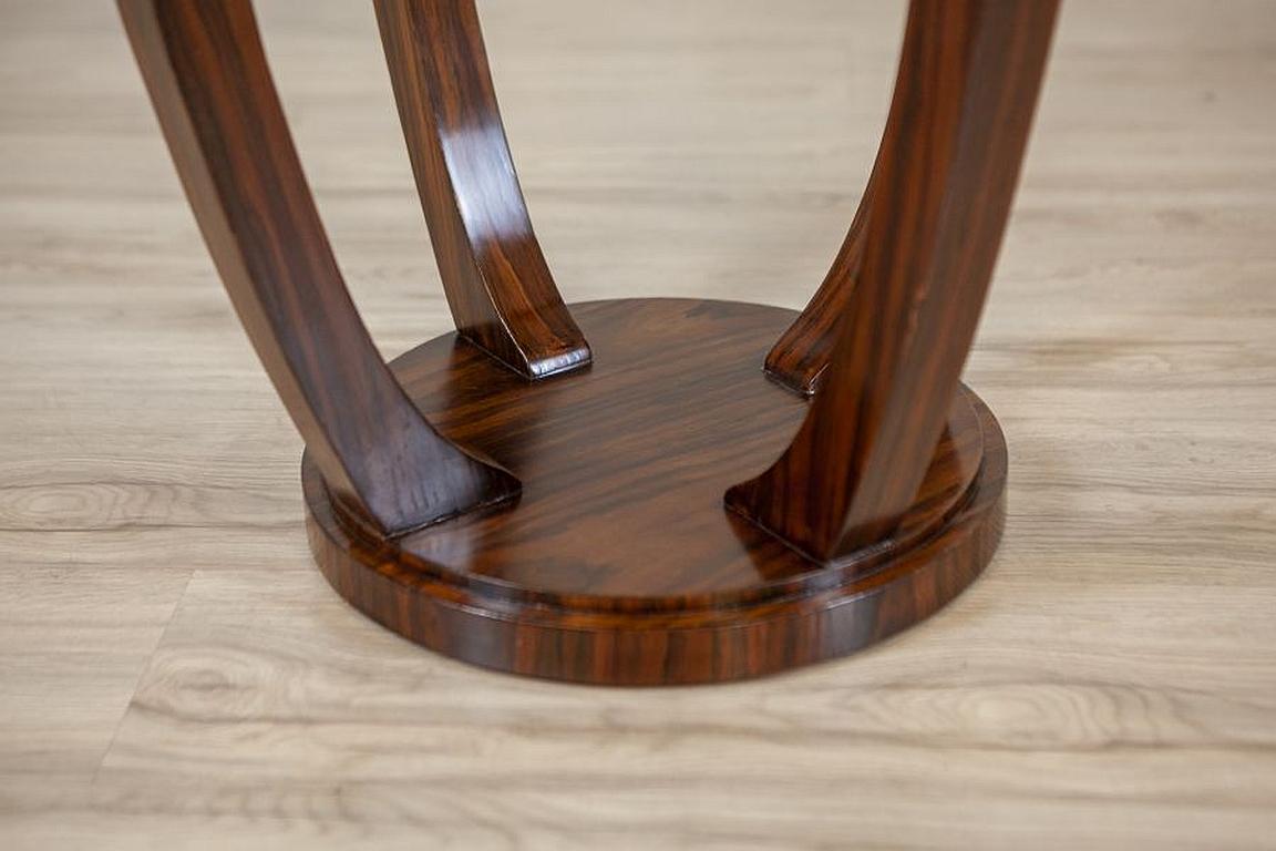 Round Mahogany Side Table From the Late 20th Century Stylized as Art Deco For Sale 8