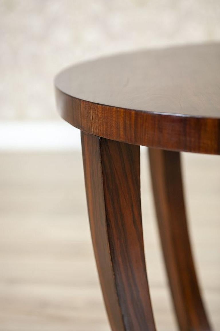 Round Mahogany Side Table From the Late 20th Century Stylized as Art Deco For Sale 5