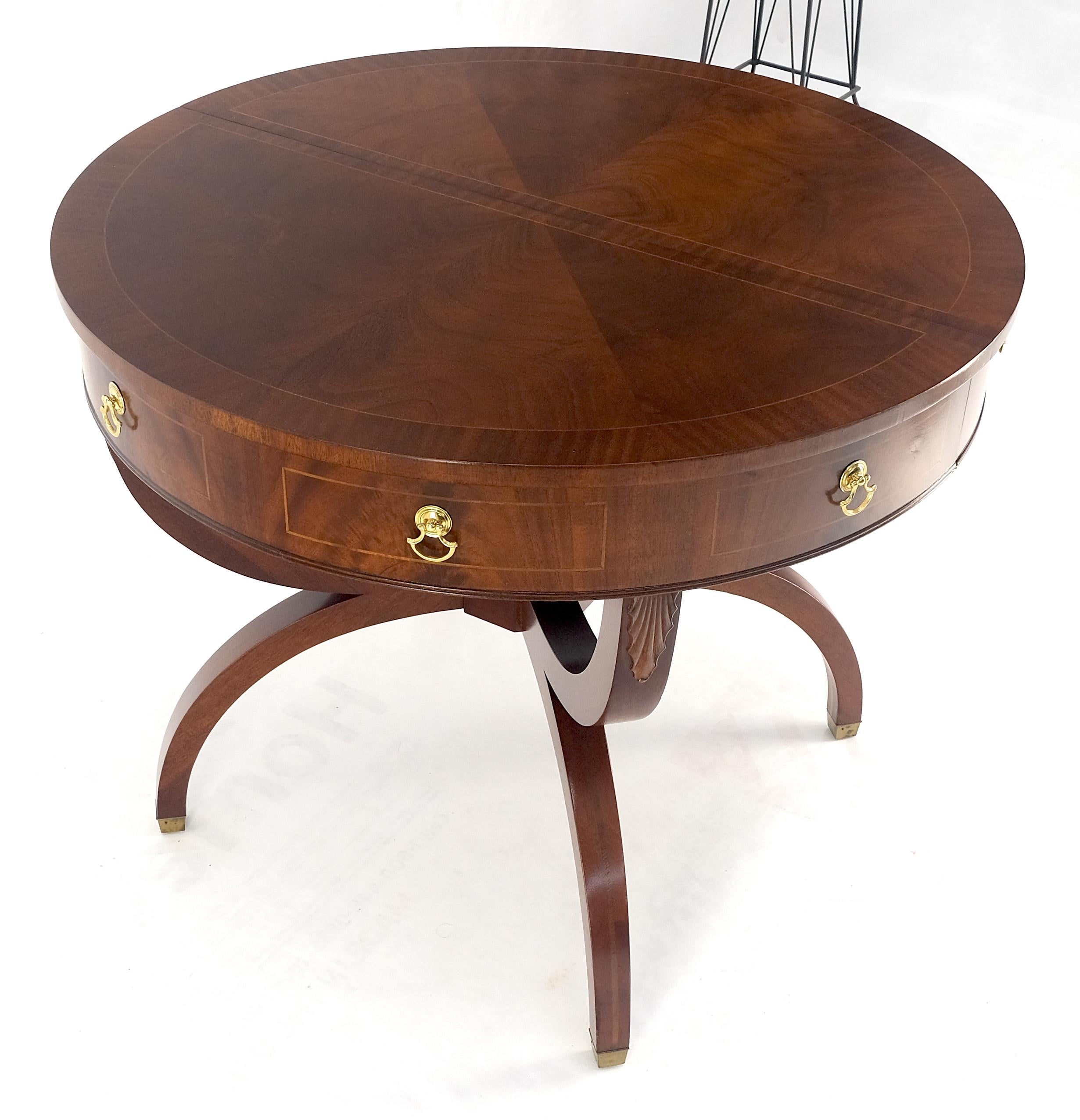 Round Mahogany Single Pedestal Drum to Duning Table w/ 2 Extension Boards Mint For Sale 6