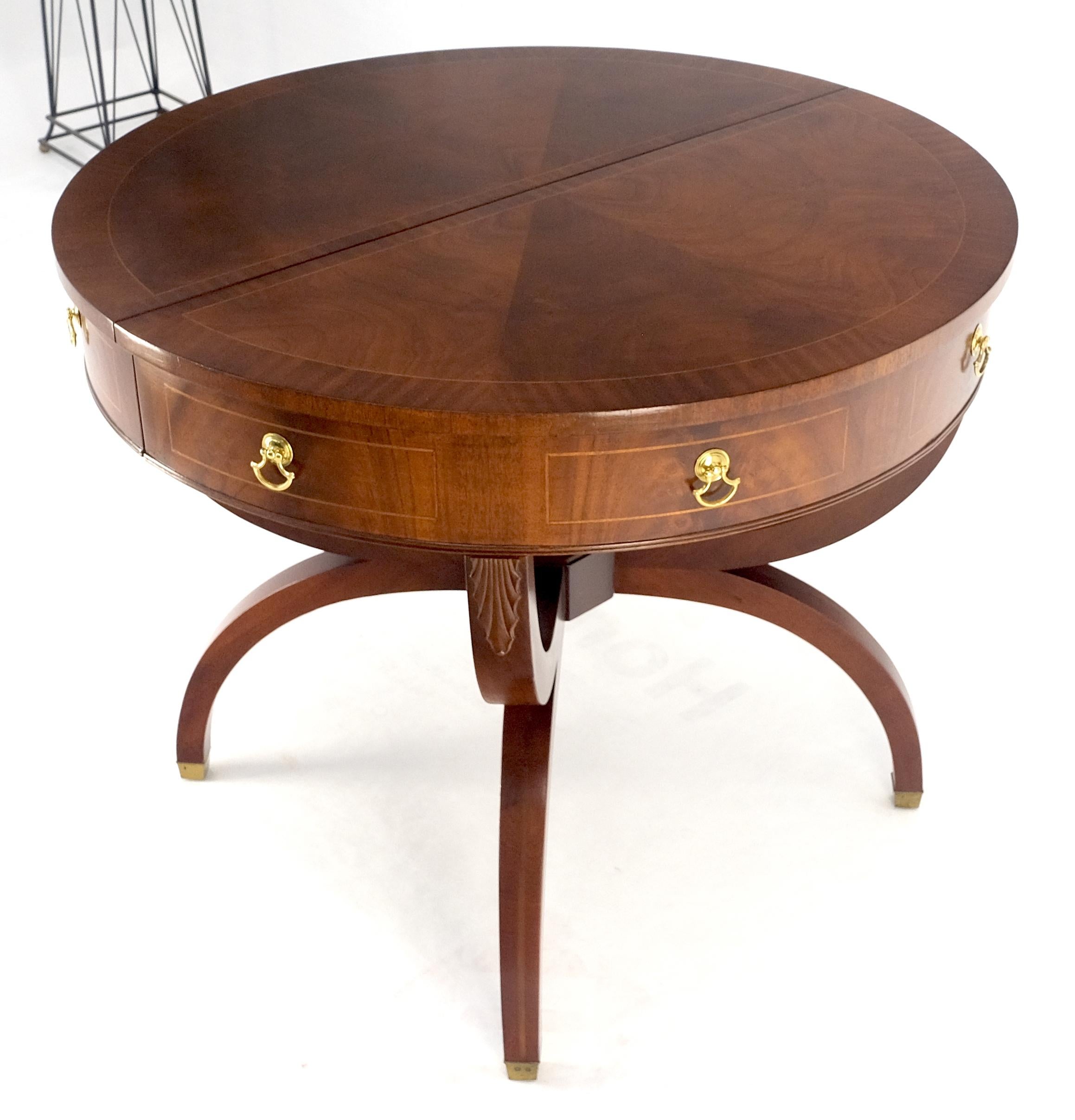 Round Mahogany Single Pedestal Drum to Duning Table w/ 2 Extension Boards Mint For Sale 7