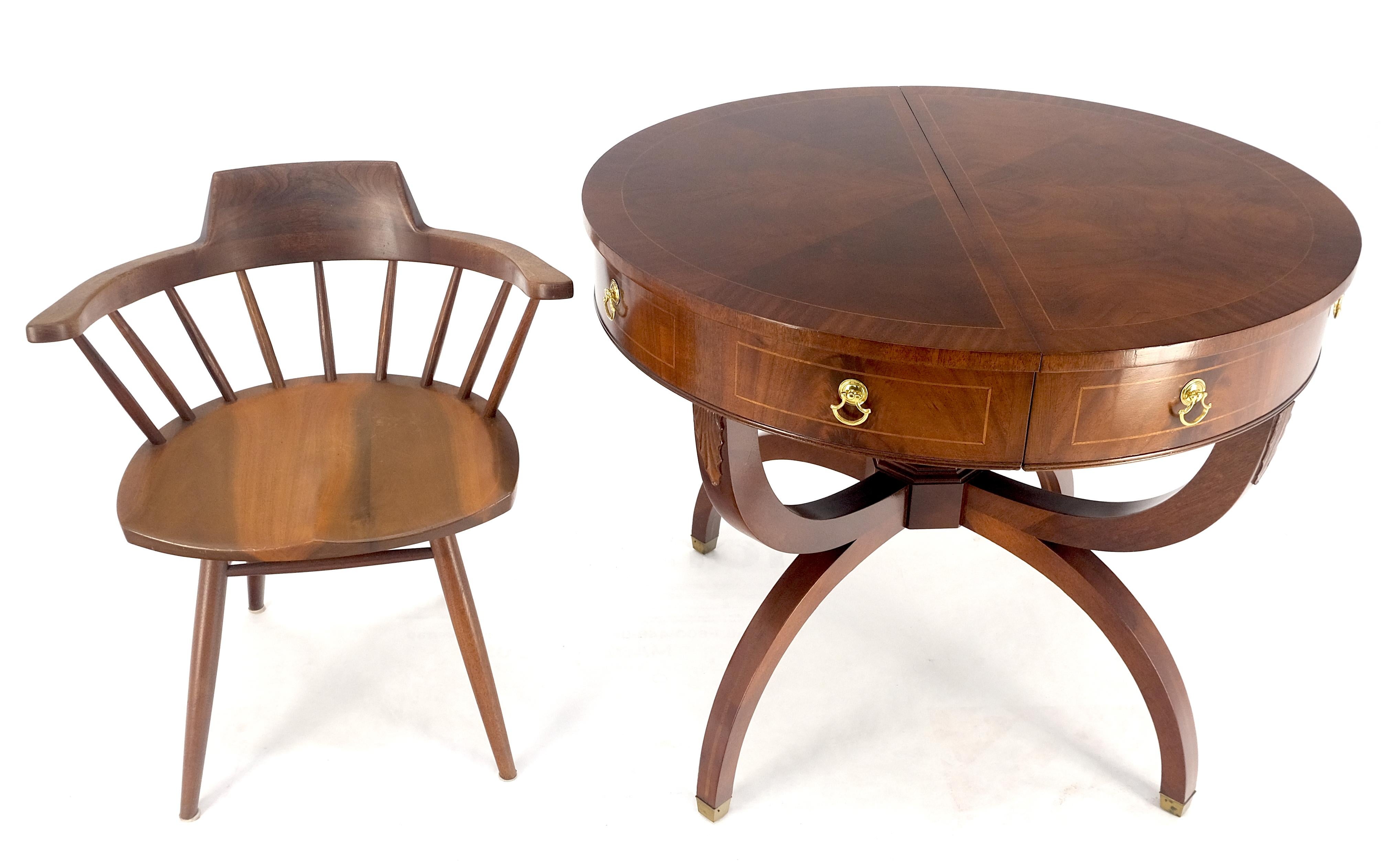 Federal Round Mahogany Single Pedestal Drum to Duning Table w/ 2 Extension Boards Mint For Sale
