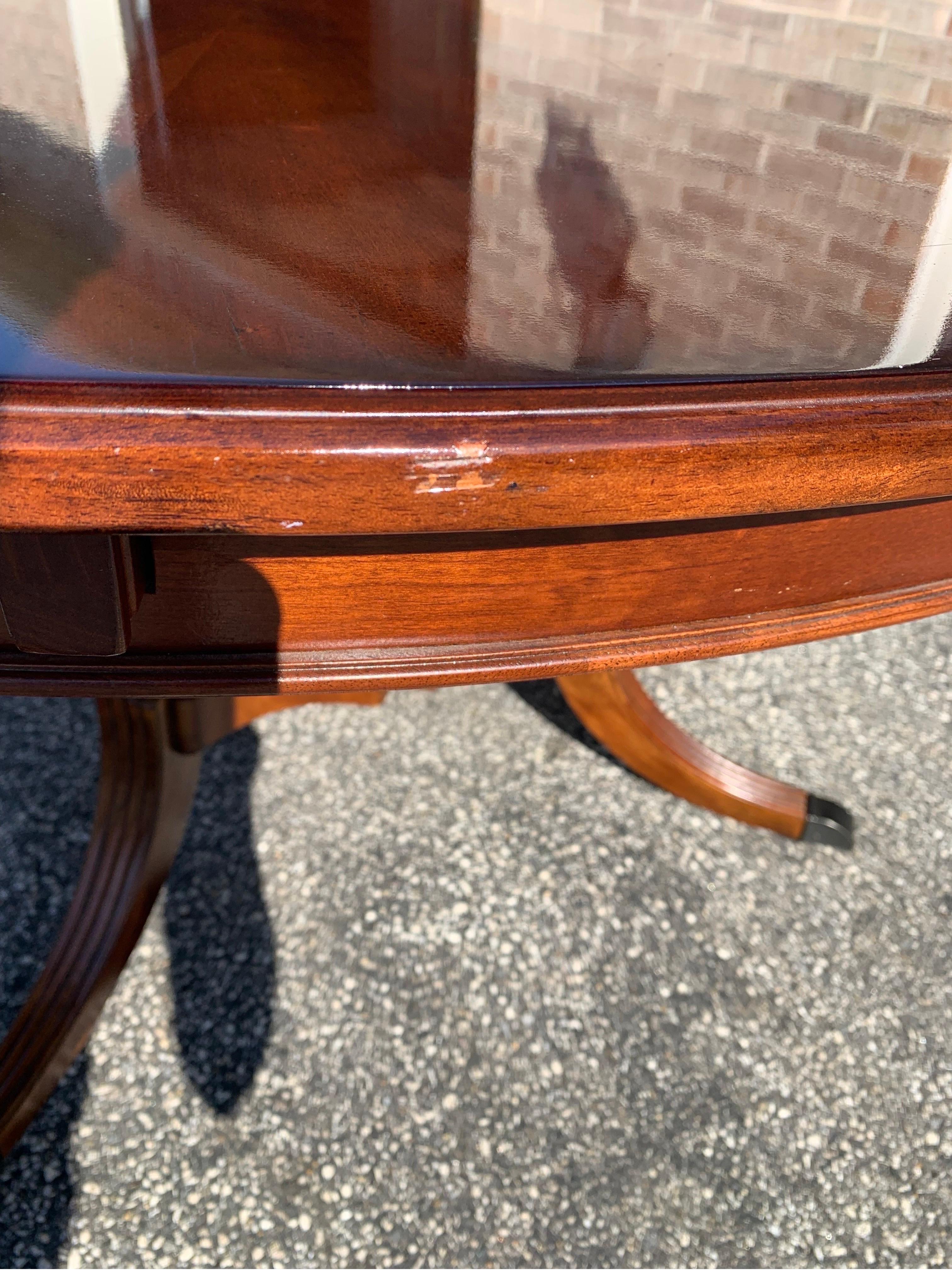 Contemporary Round Mahogany Solid Wood Pedestal Dining Table with Perimeter Leaves