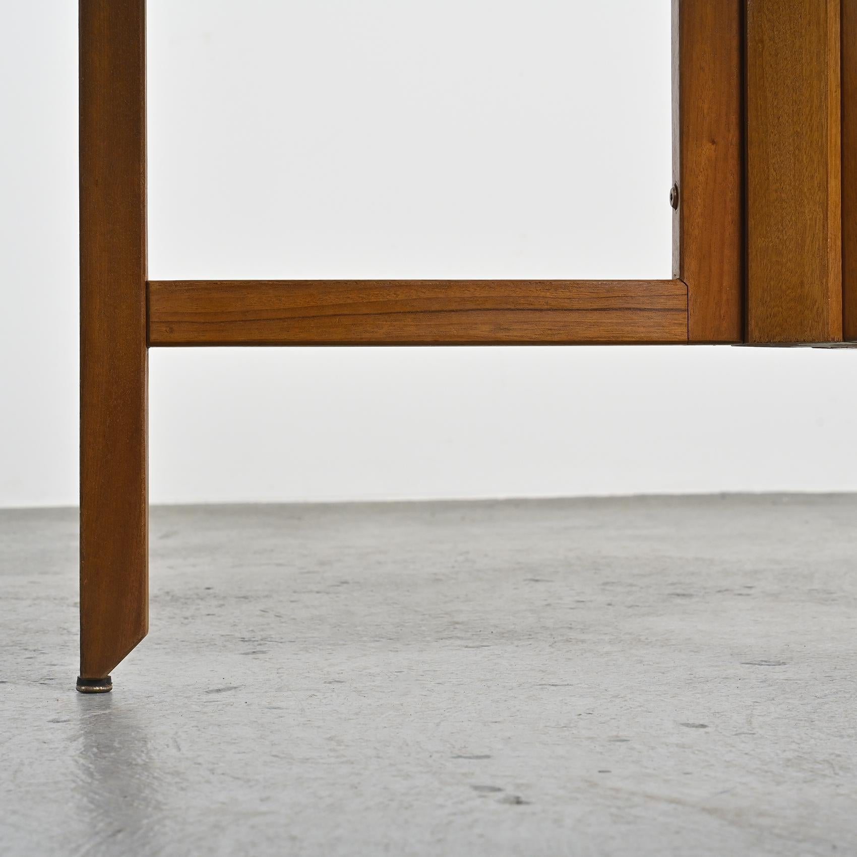Round mahogany table by André Sornay, Meubles Sornay 1960 In Good Condition For Sale In VILLEURBANNE, FR