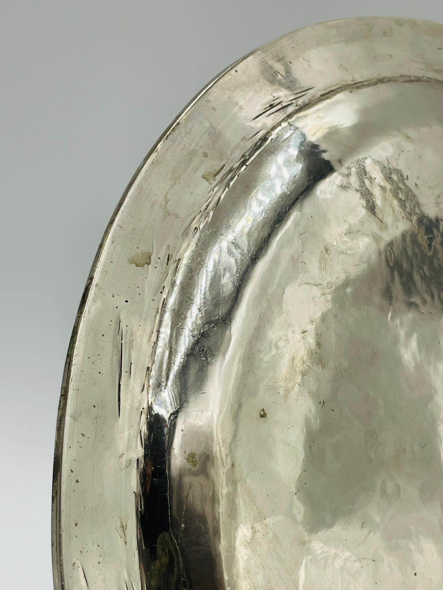 Vassoio rotondo in malachite e placca d'argento, Messico, anni '50, nello stile di Los Castill in vendita 5