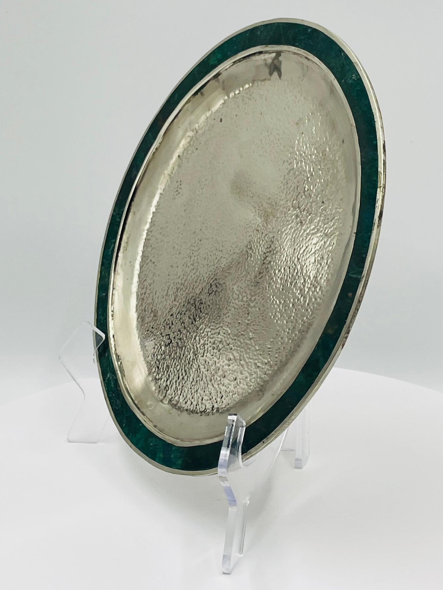 Vassoio rotondo in malachite e placca d'argento, Messico, anni '50, nello stile di Los Castill in vendita 1