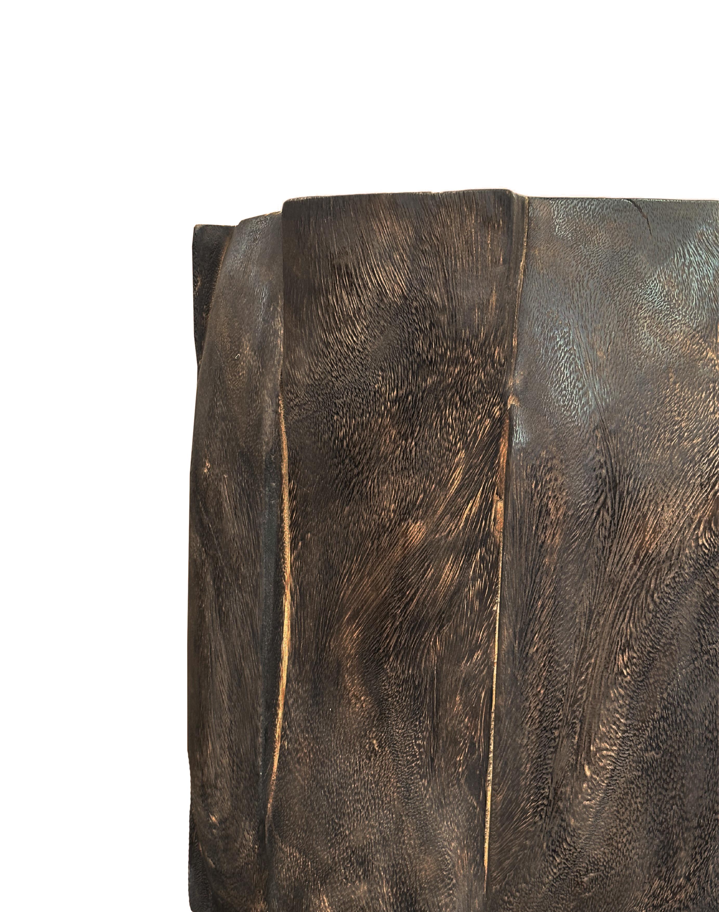 Round Mango Wood Side Table, Carved Detailing, Modern Organic, Espresso Finish In New Condition For Sale In Jimbaran, Bali