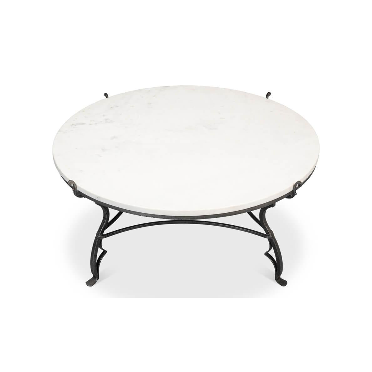 XXIe siècle et contemporain Table basse ronde en marbre et fer en vente