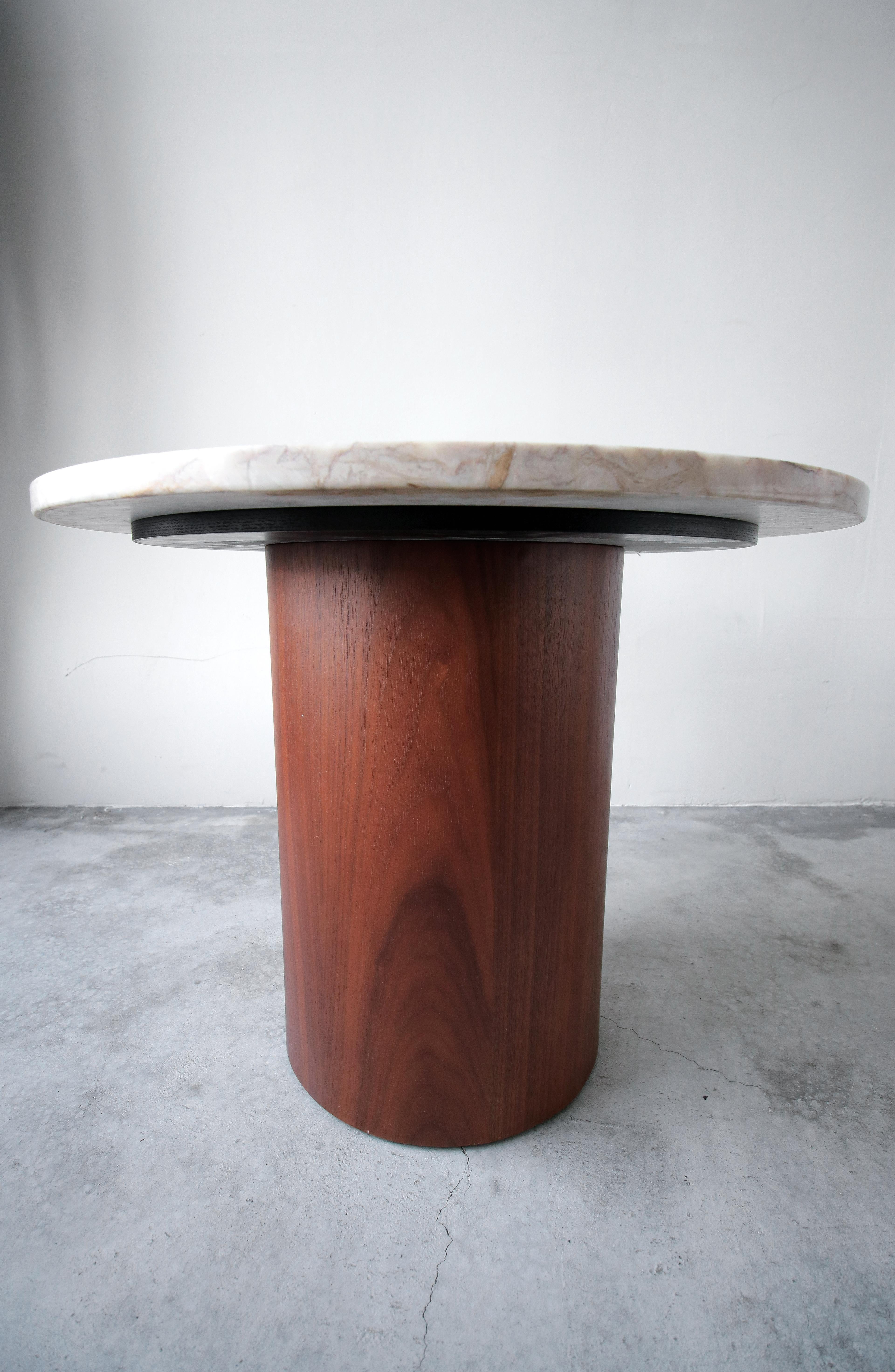 Round Marble and Walnut Drum Side Table In Good Condition In Las Vegas, NV
