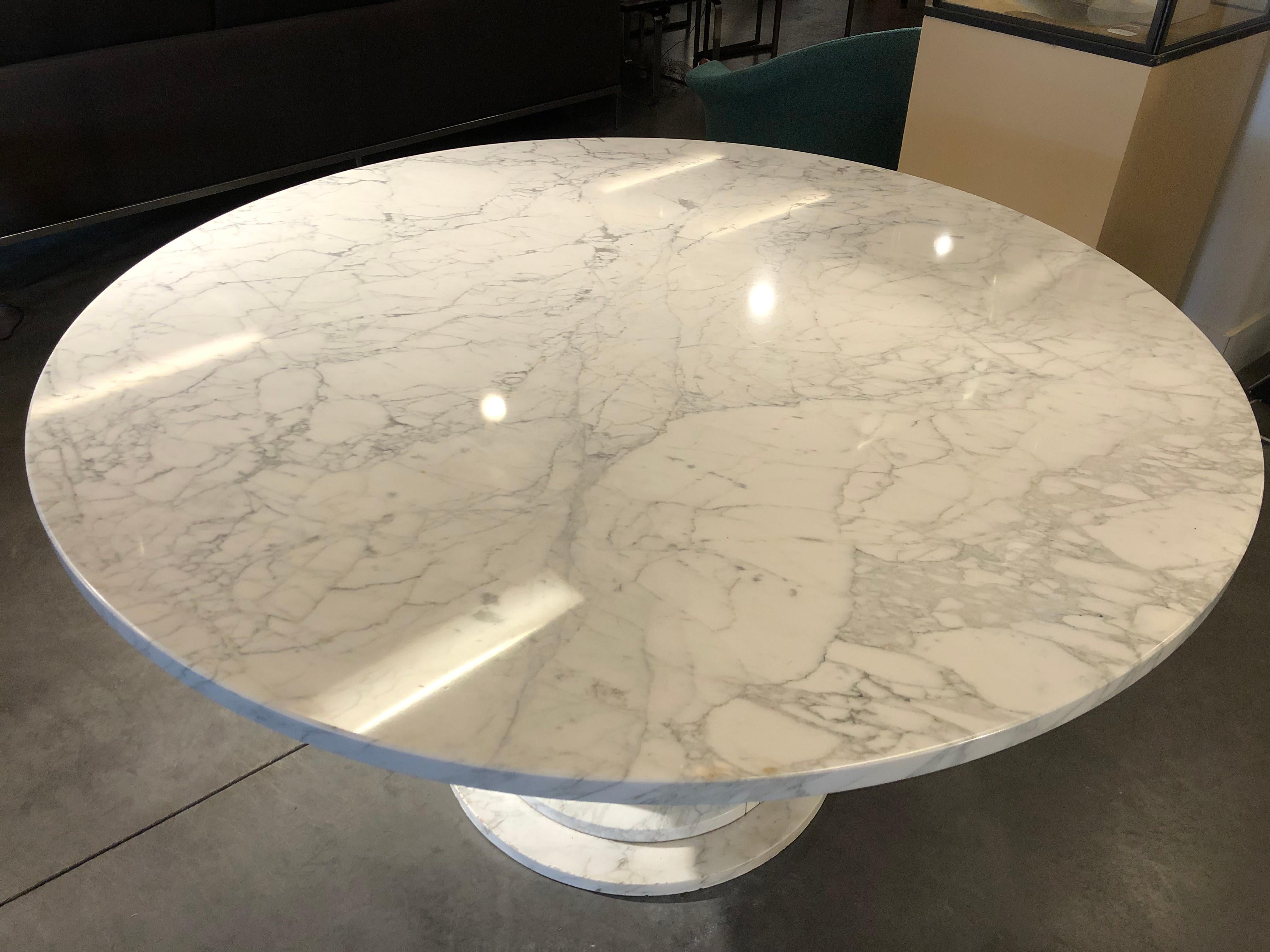 Round Marble Diner Table 1