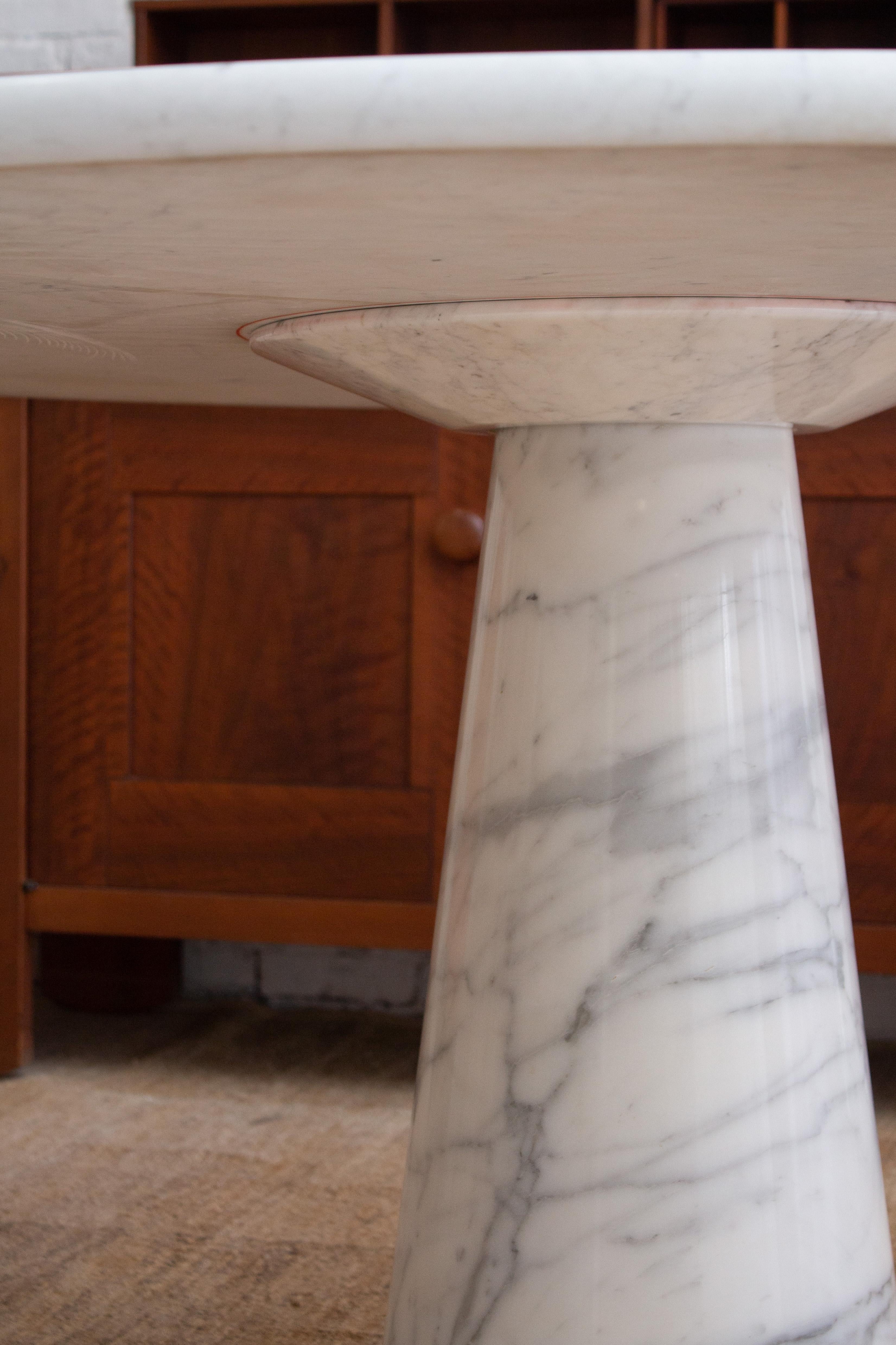 Late 20th Century Round Marble Dining Table in the Style of Angelo Mangiarotti