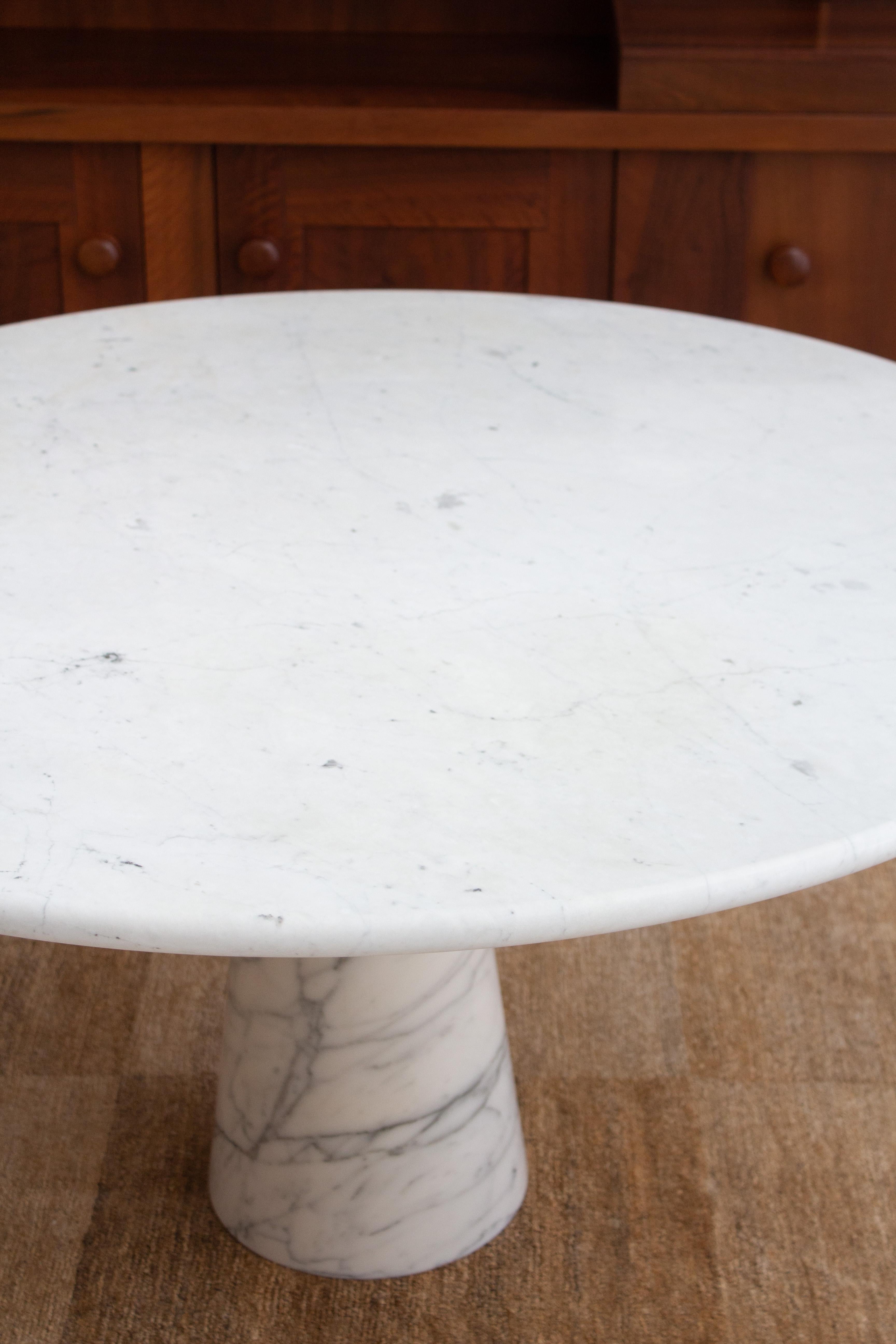 Round Marble Dining Table in the Style of Angelo Mangiarotti 1