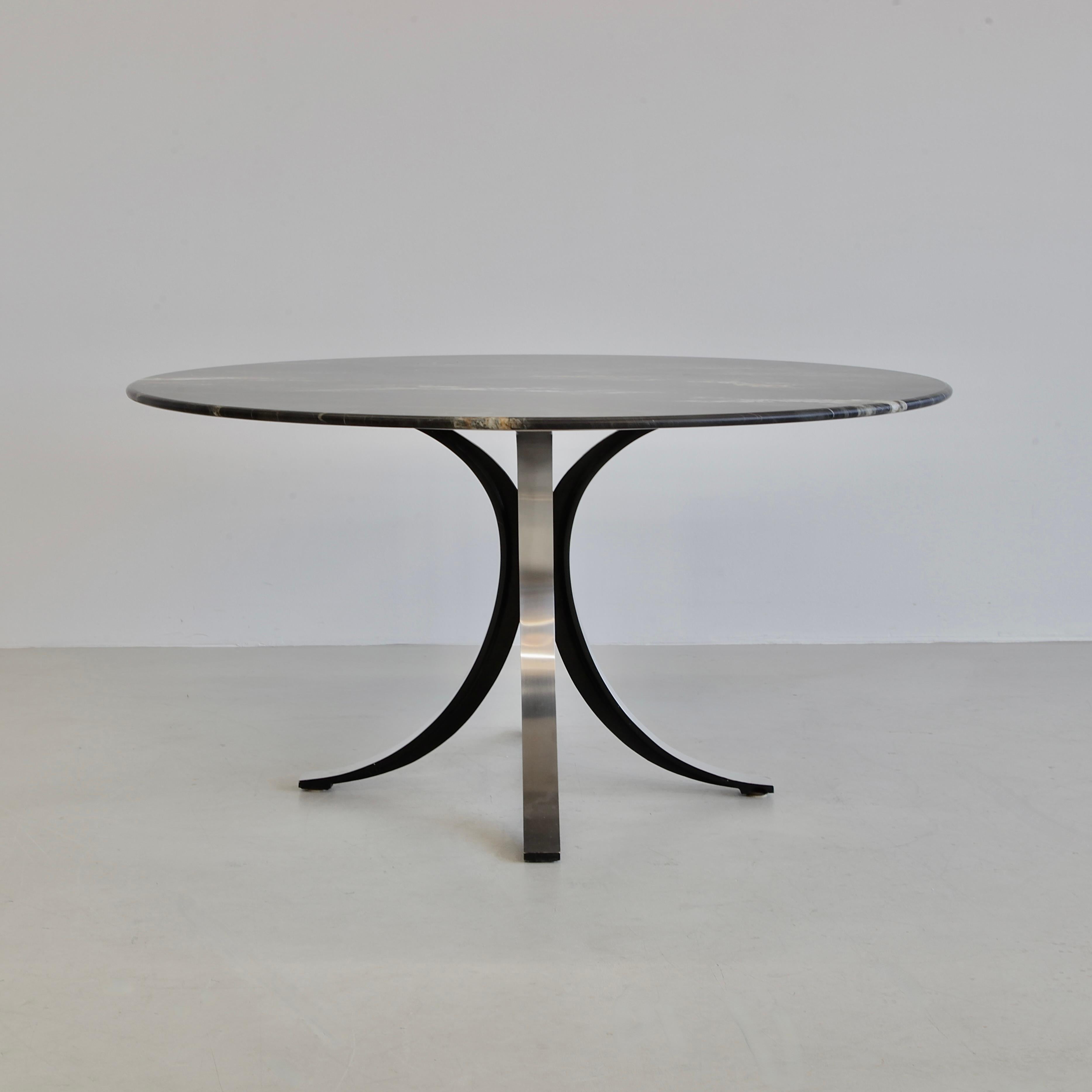 Round Marble Dining Table (T69A) designed by Osvaldo Borsani and Eugenio Gerli i In Good Condition For Sale In Berlin, Berlin