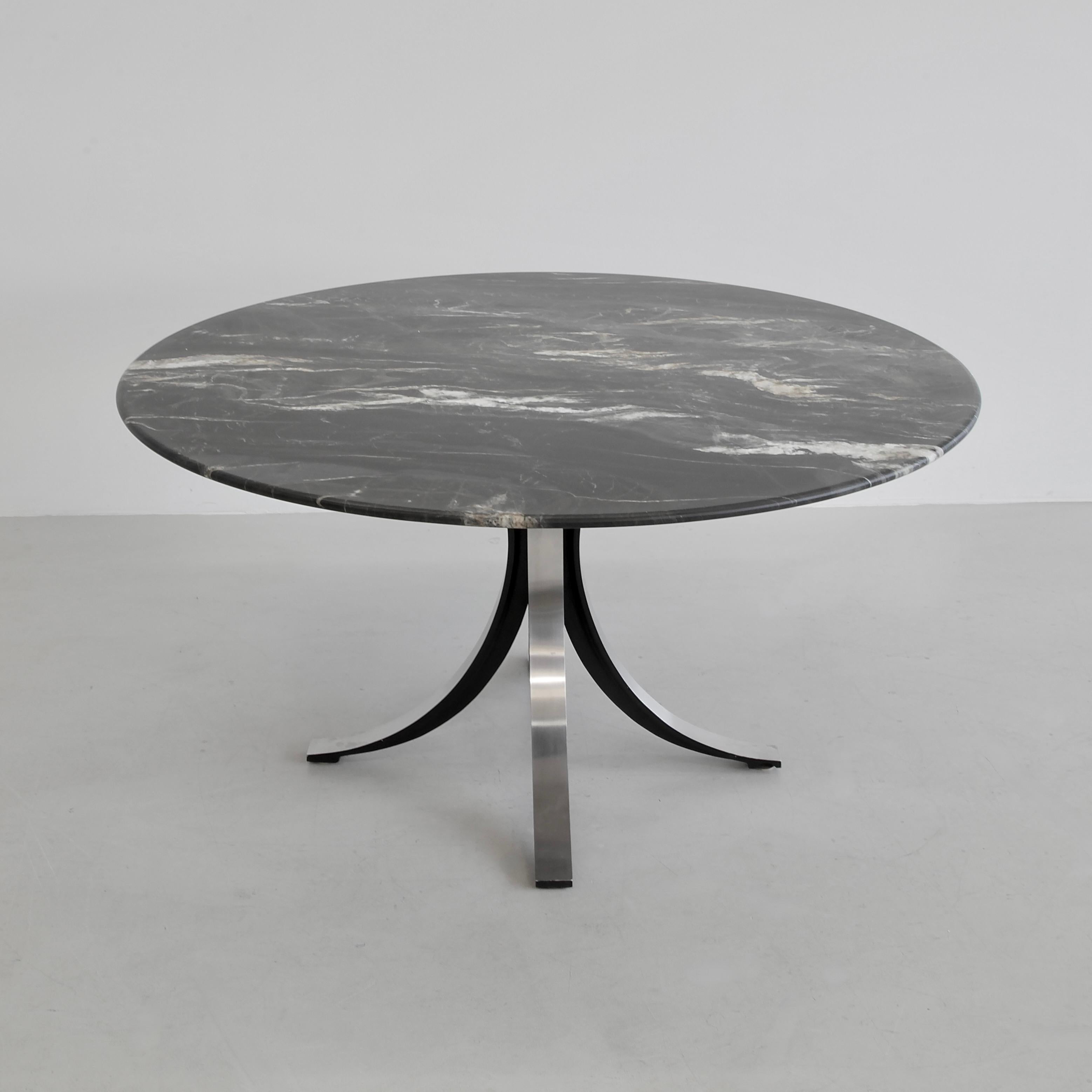 Mid-20th Century Round Marble Dining Table (T69A) designed by Osvaldo Borsani and Eugenio Gerli i For Sale