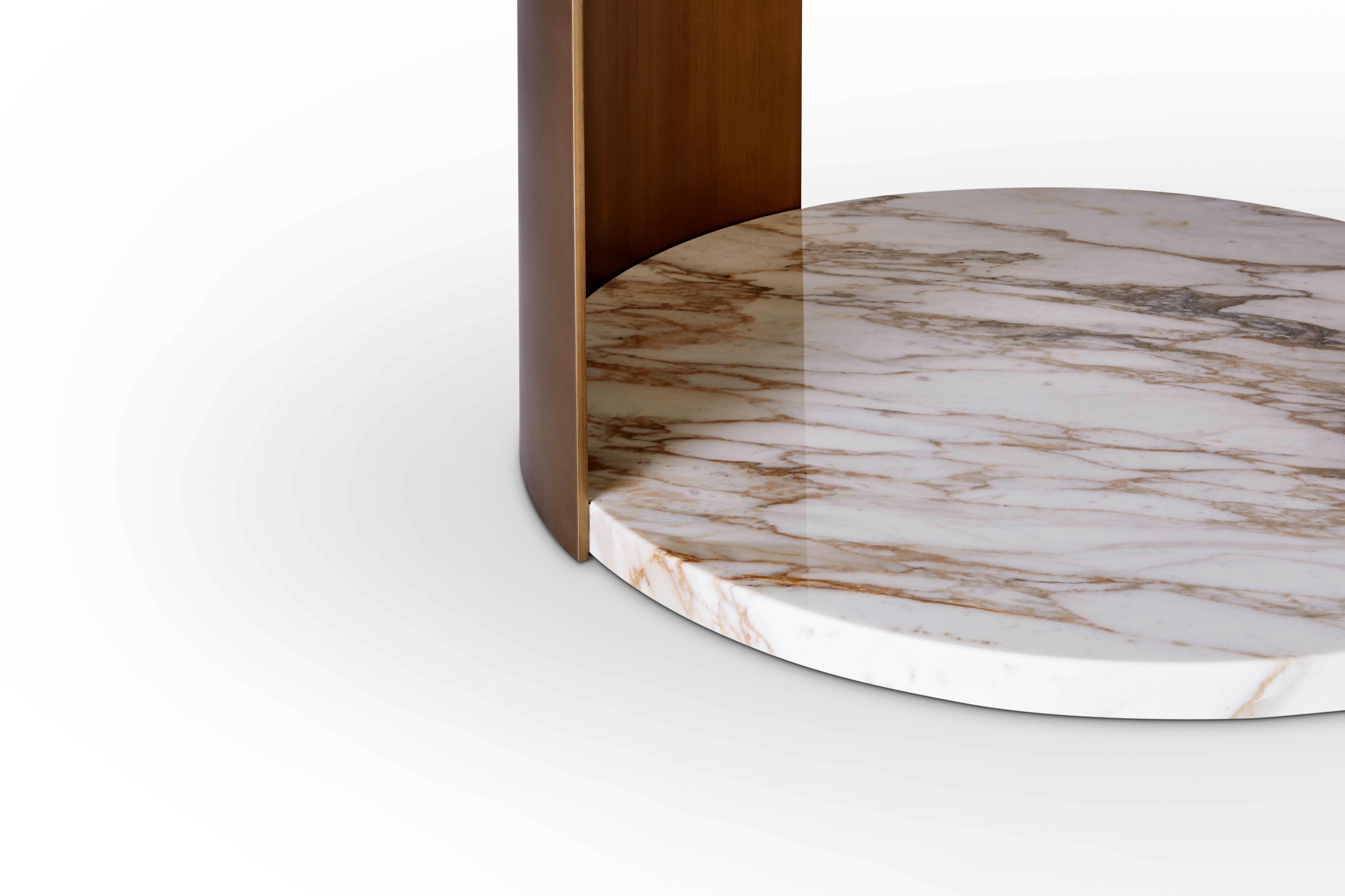 Laiton Table de salle à manger ronde en marbre « Milos », Giorgio Bonaguro en vente
